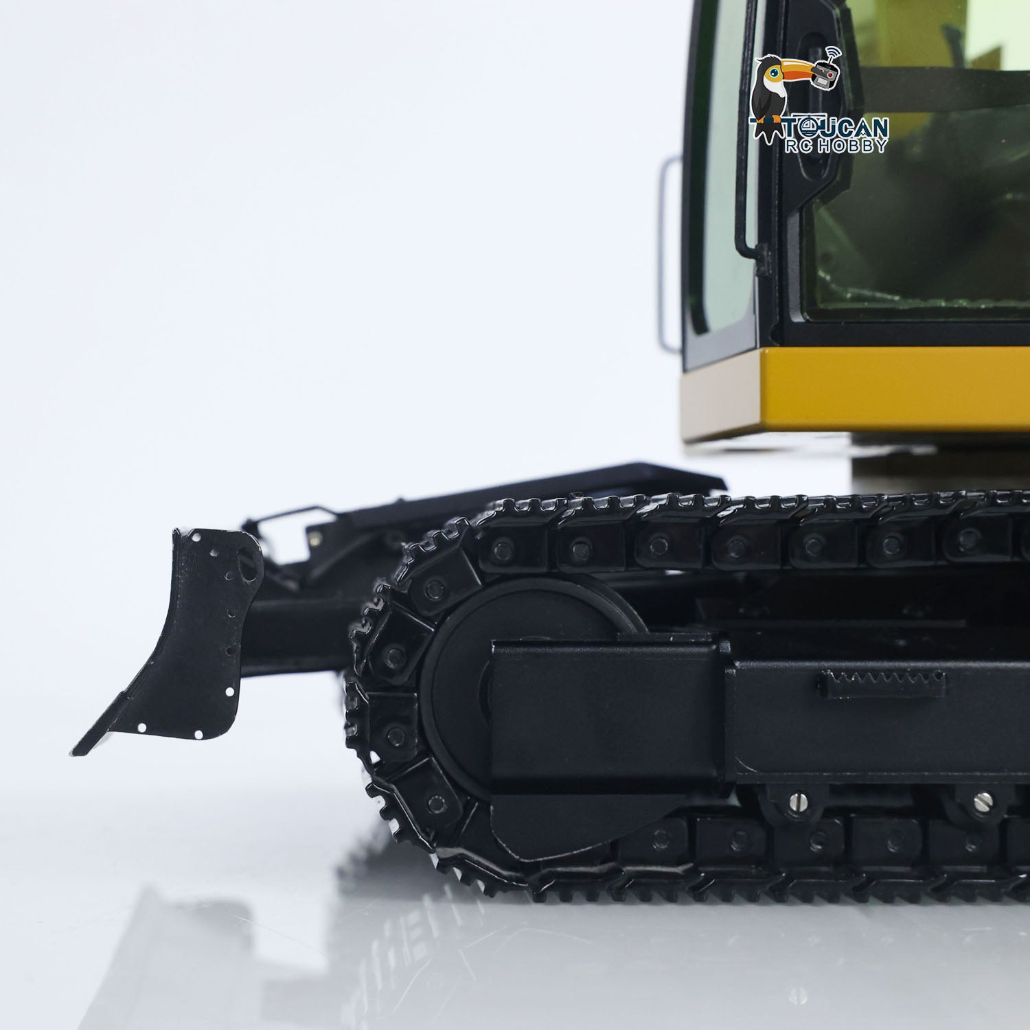 1/14 Scale Metal RC Hydraulic Excavator - C308 Radio Controlled Construction Digger Toy with Flysky ST8 Remote & Battery (Ready-to-Run) - Perfect for Construction Enthusiasts & RC Hobbyists - Great for Backyard Digging, Construction Play & Collector's Display