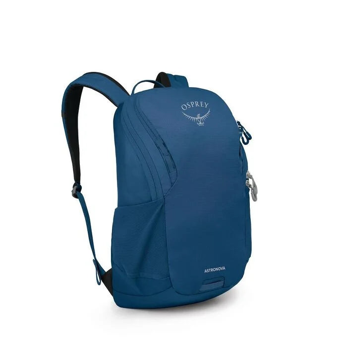 Osprey Astronova Backpack - Lightweight Hiking & Travel Daypack for Men & Women - Perfect for Outdoor Adventures, Camping & Daily Commute