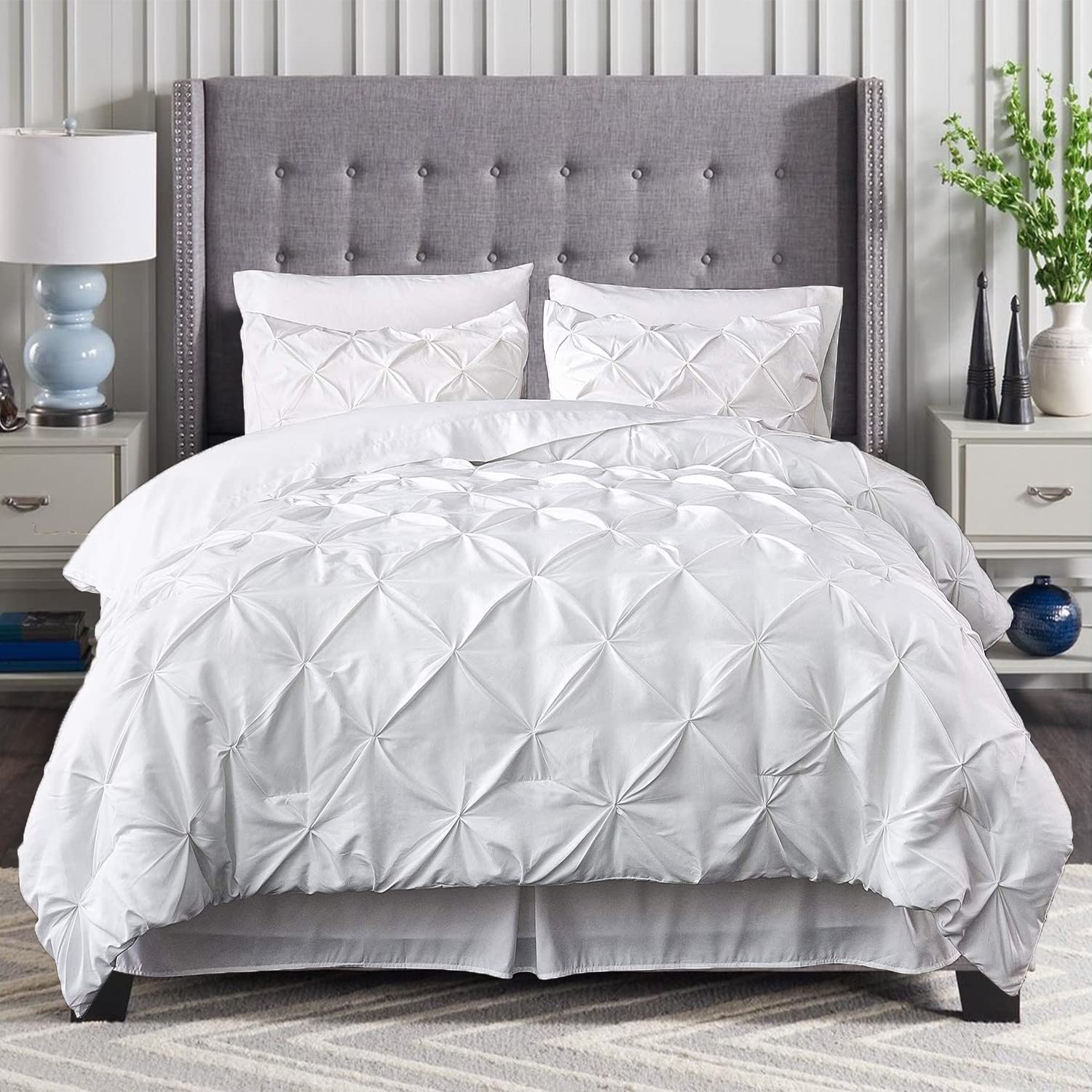 Luxury 8-Piece Pinch Pleated Comforter Set - Queen/Full Size Bed in a Bag with Silky Soft Sheets & Storage Pockets - Elegant White Bedding Set for Master Bedroom, Guest Room & Hotel Decor