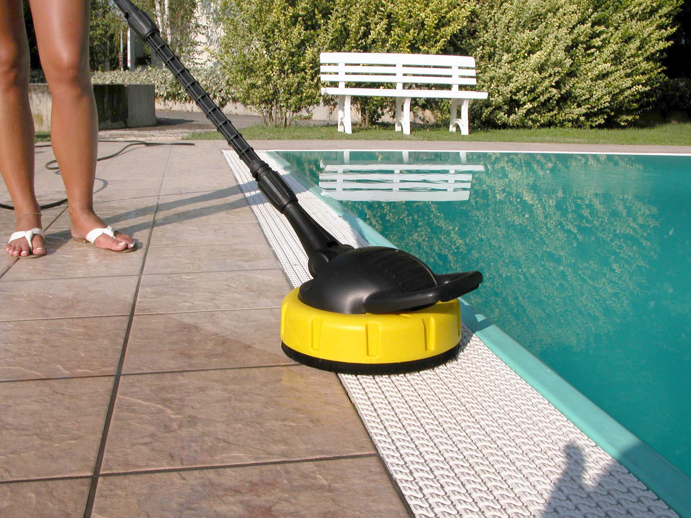 Lavor Galaxy 160 Pressure Washer, 2500W, 160 Bar Max, 510L/H Max, Fixed & Rotary Brush, Patio Cleaner, 8m Hose, Gun, Lance with Variojet & Turbo Nozzle, Yellow/Black - Perfect for Driveway, Deck, and Outdoor Surface Cleaning