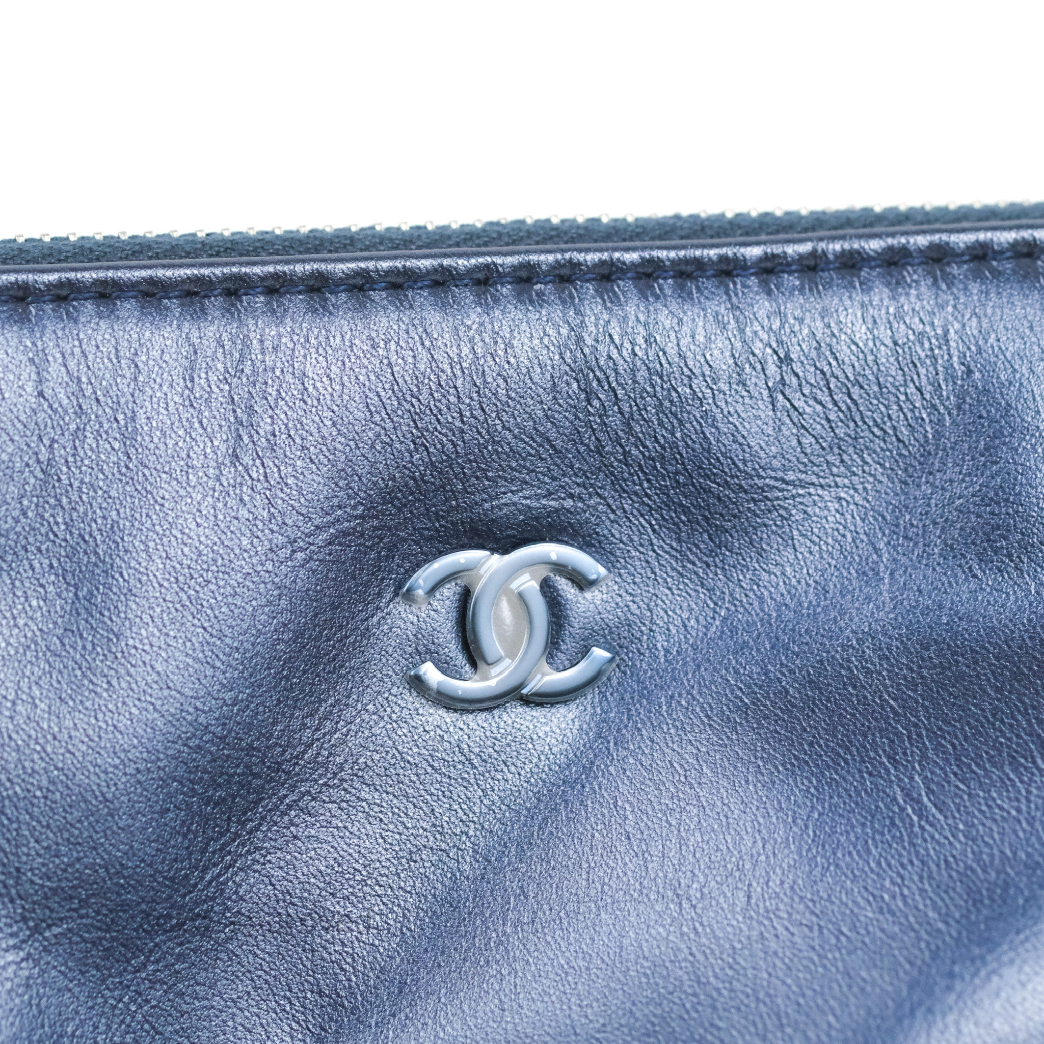 Chanel 22 Small Handbag in Metallic Midnight Blue Aged Calfskin with Silver Hardware - Luxury Crossbody Bag for Women, Perfect for Evening Events & Date Nights