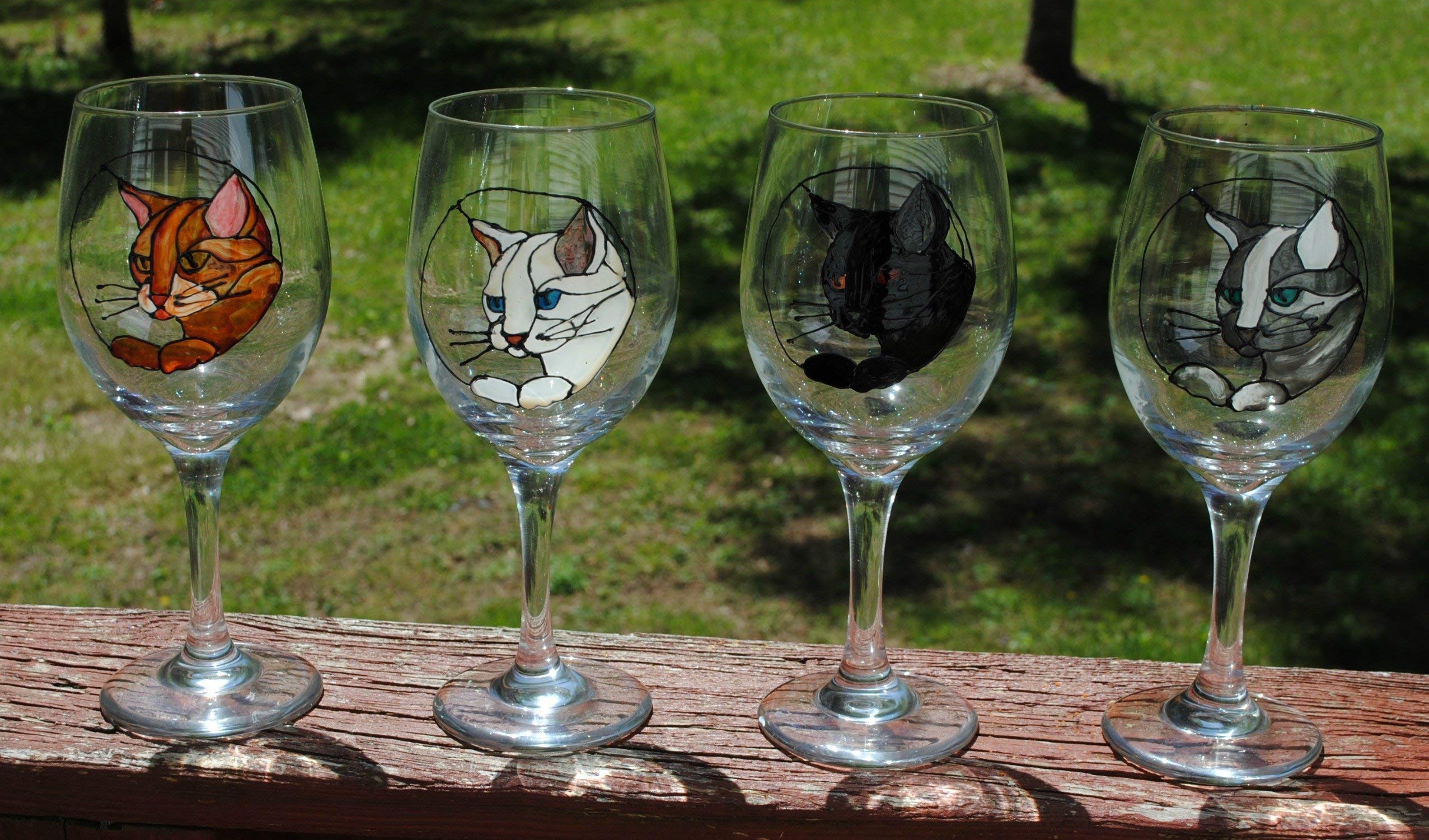 Hand-Painted Cat Wine Glasses Set of 4 - Elegant Stemmed Kitty Design for Wine Lovers, Perfect for Dinner Parties, Gifts & Cat-Themed Decor