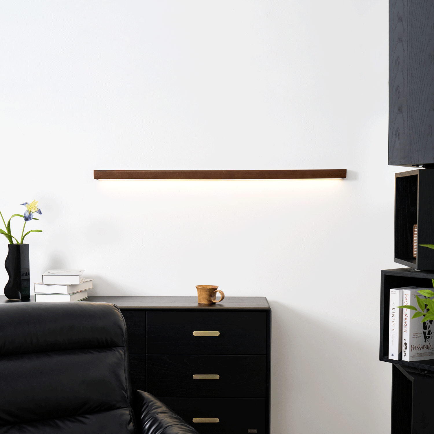 Arlo Linear Wood Wall Light - Modern Wooden LED Wall Sconce for Bedroom, Living Room & Hallway - Warm White Dimmable Lighting Fixture for Home Decor