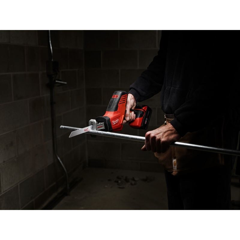 M18 18V Lithium-Ion Cordless HACKZALL One-Handed Reciprocating Saw Kit (2625-21) - Perfect for DIY Projects, Construction, and Home Renovations