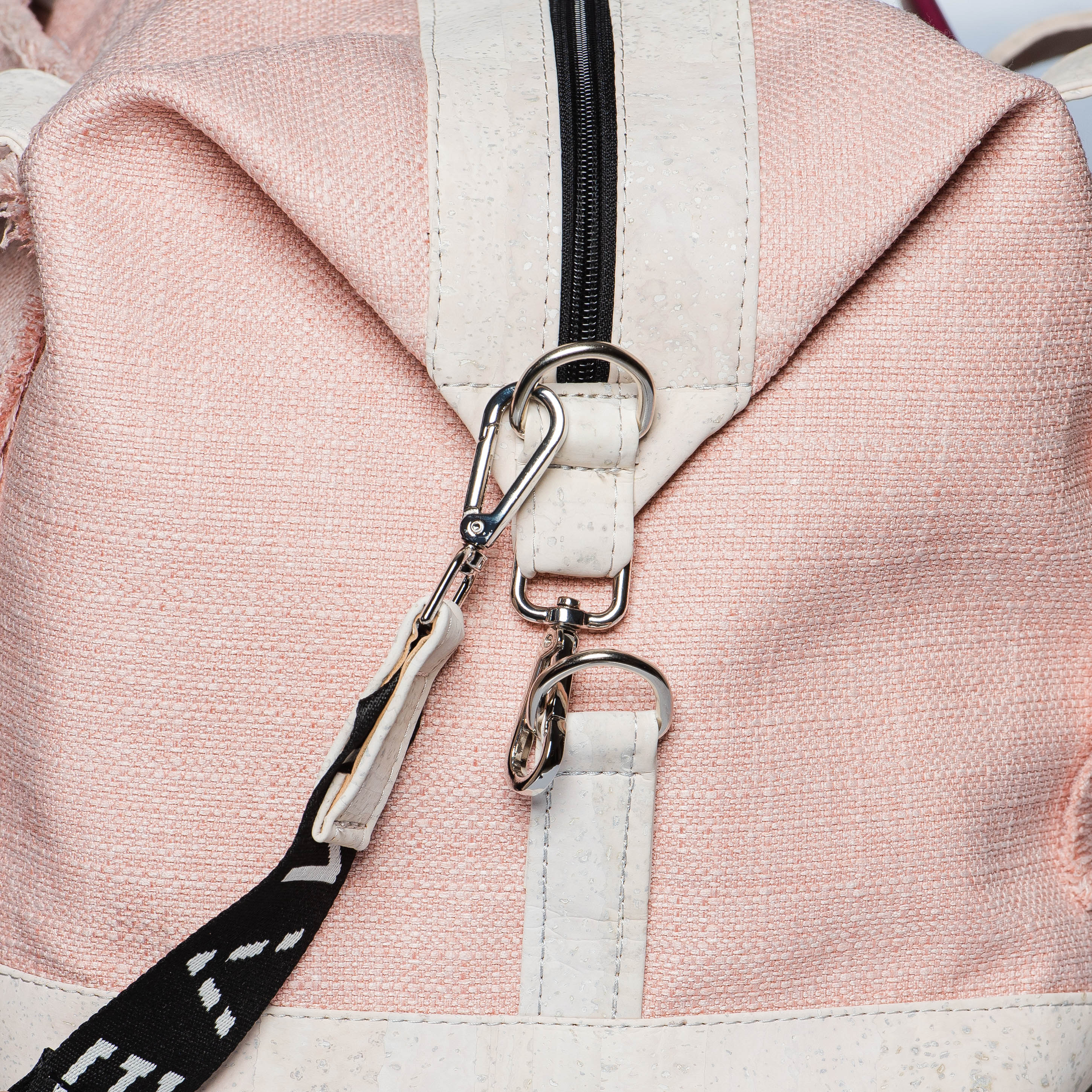 Women's Summer Cork Handbag - Soft Pink Crossbody Bag for Weekend Outings, Beach Trips & Casual Fashion | Lightweight & Stylish