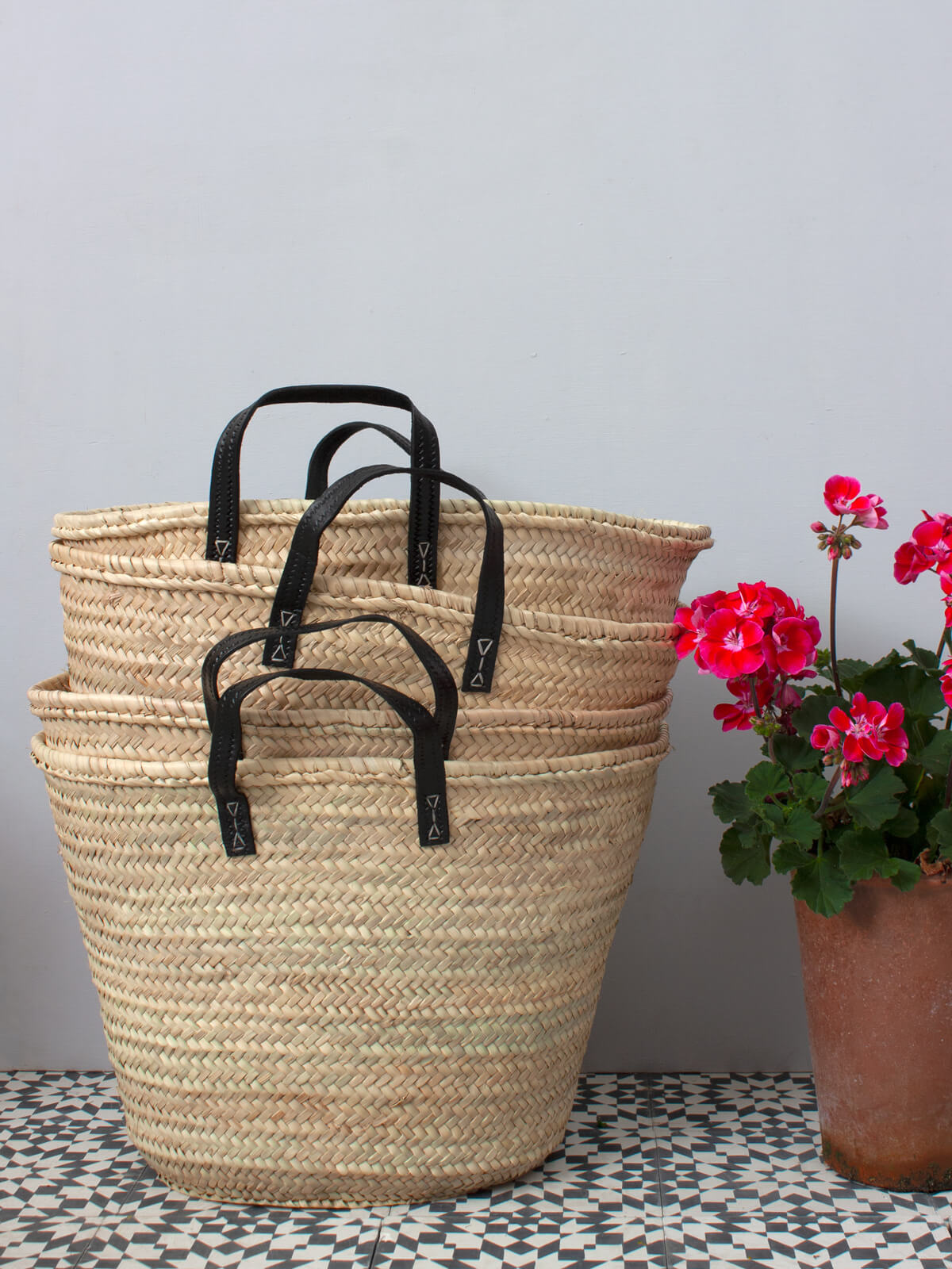 Parisienne Basket Bag - Stylish Black Woven Handbag for Women | Perfect for Beach, Picnic, Shopping & Summer Outfits