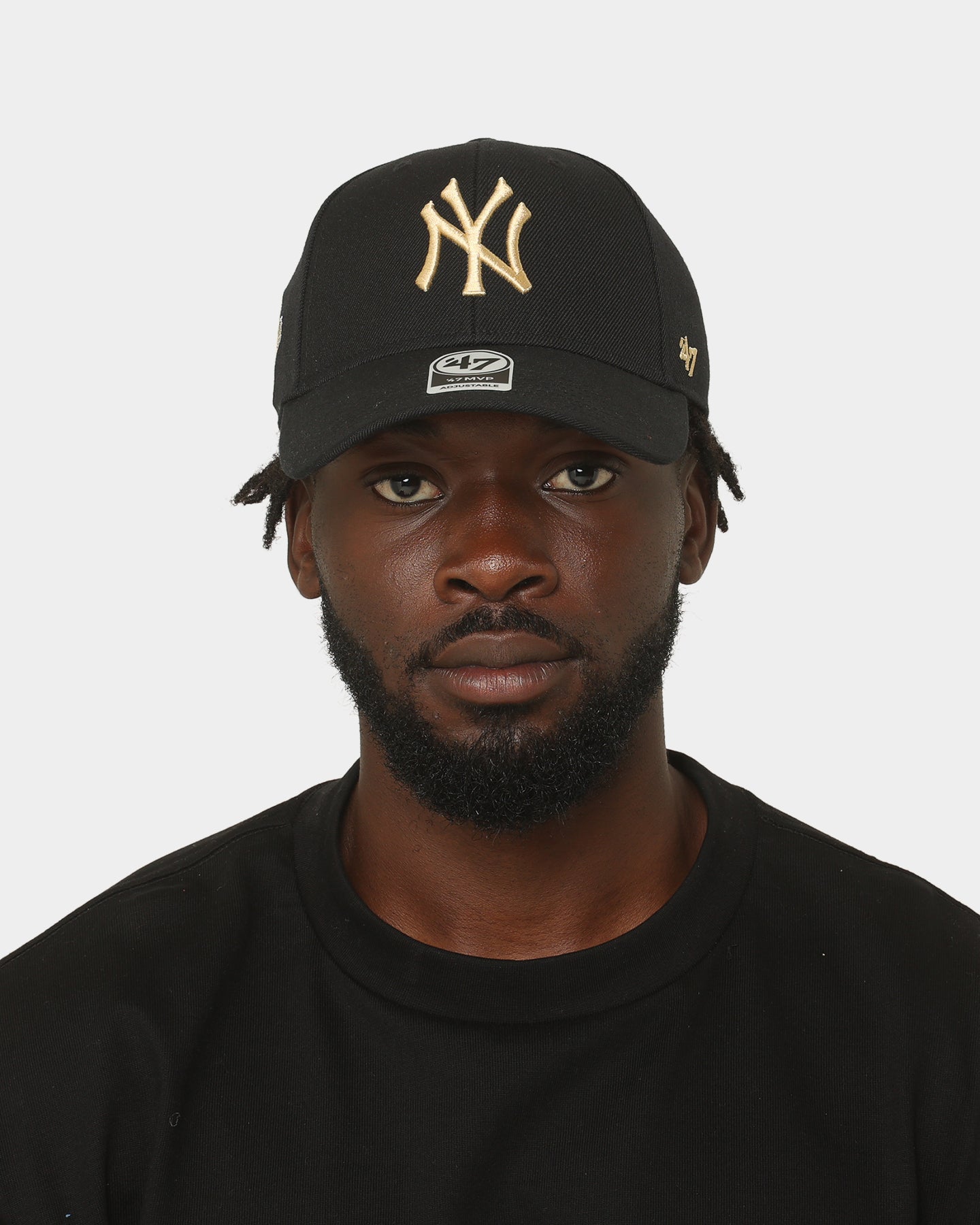 47 Brand New York Yankees Sure Shot 47 MVP Snapback Black Hat - Official MLB Licensed Adjustable Baseball Cap for Men & Women - Perfect for Games, Sports, and Streetwear Fashion