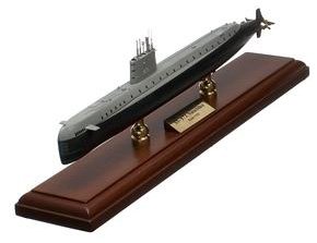 1/192 Scale USS Nautilus SSN-571 Nuclear Submarine Model Kit - Perfect for Collectors, History Buffs & Military Enthusiasts