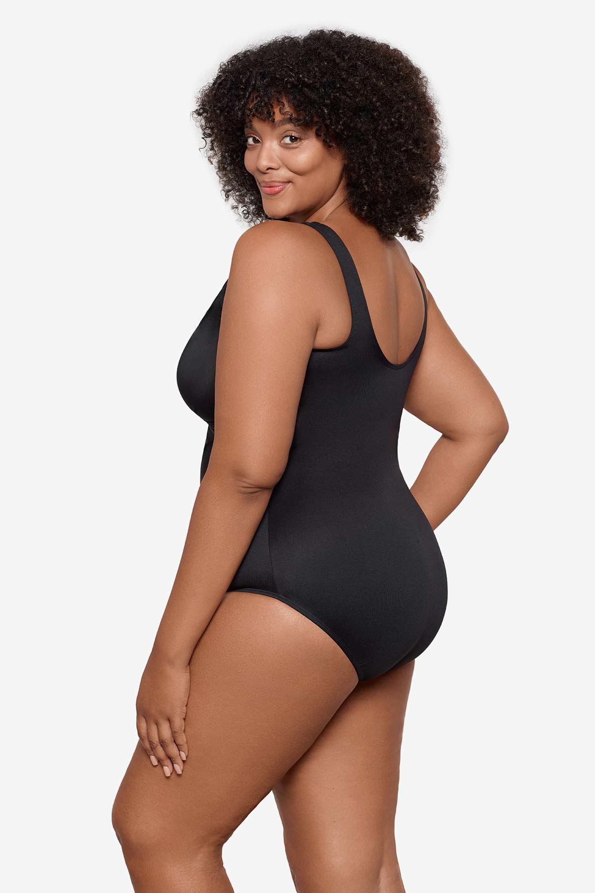 Plus Size One Piece Swimsuit for Women - Flattering & Comfortable Beachwear for Curvy Figures - Perfect for Pool Parties, Vacations & Summer Getaways