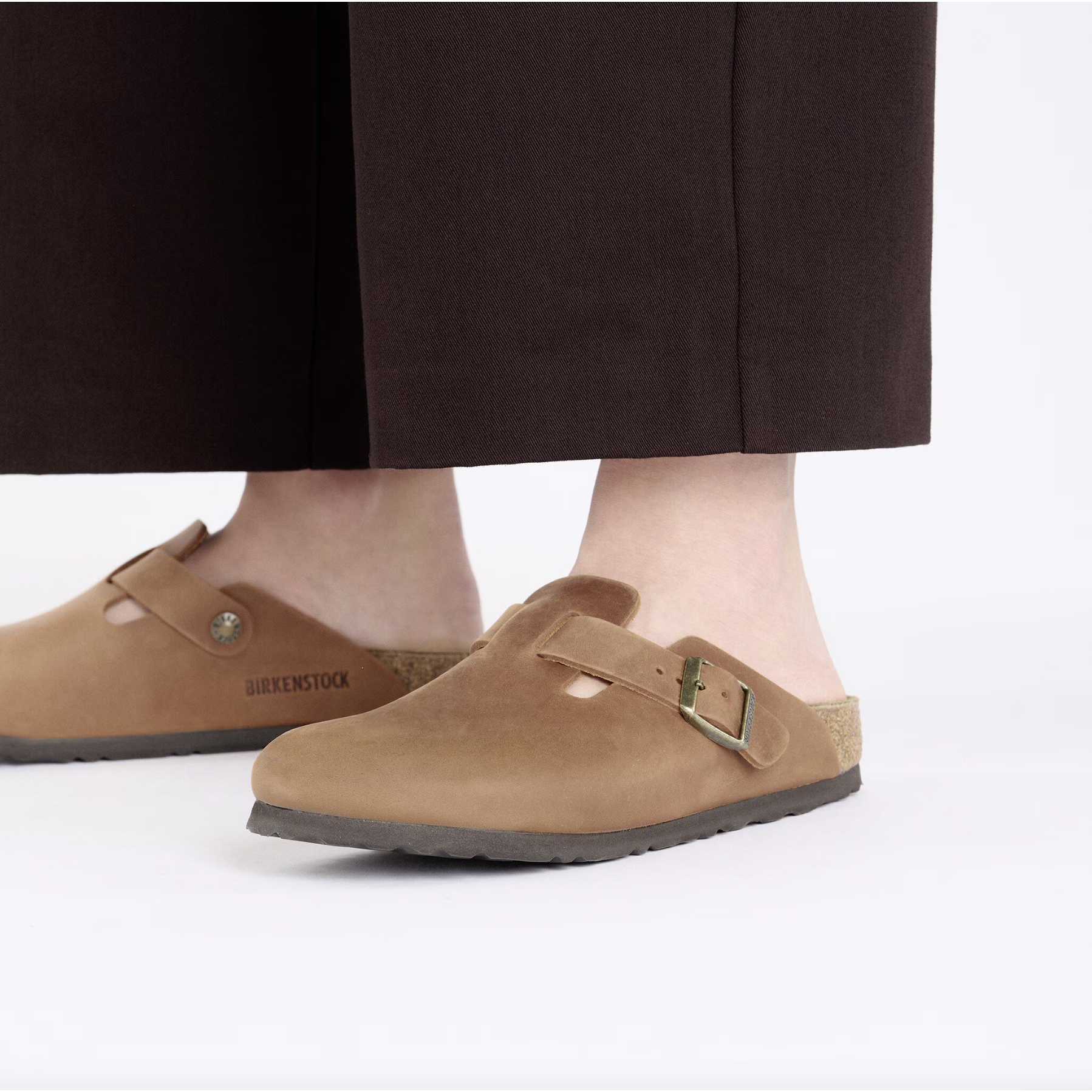 Birkenstock Women's Boston Oiled Leather Clogs - Comfortable Slip-On Shoes for Home, Office & Outdoor Wear