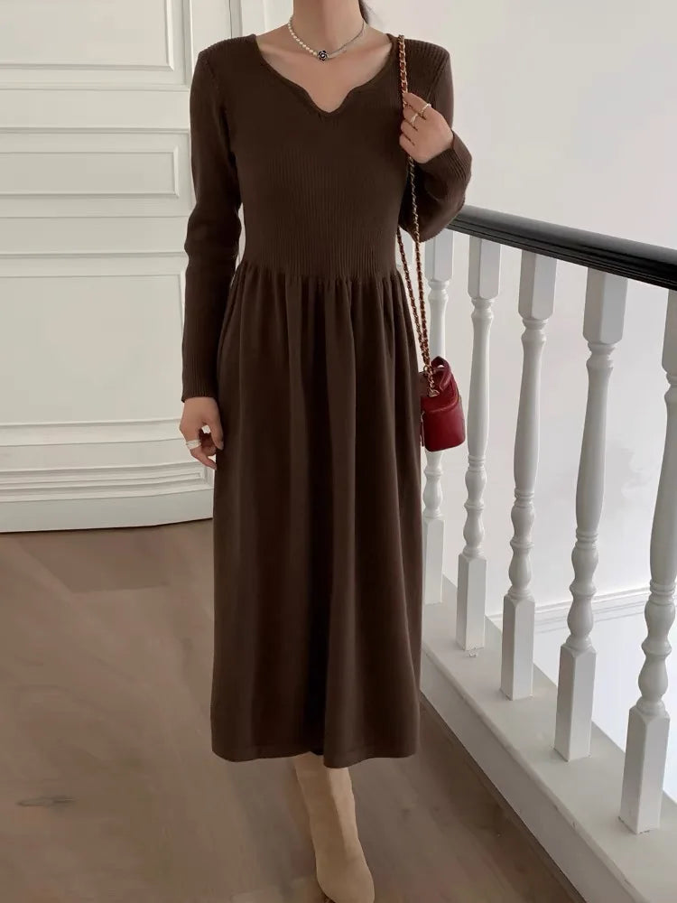Elegant V-Neck Long Sleeve Slim Knit Pleated Dress for Women | Autumn Winter Solid Casual A-Line Sweater Dress 2023 | French Simple Style for Office, Party & Date Night
