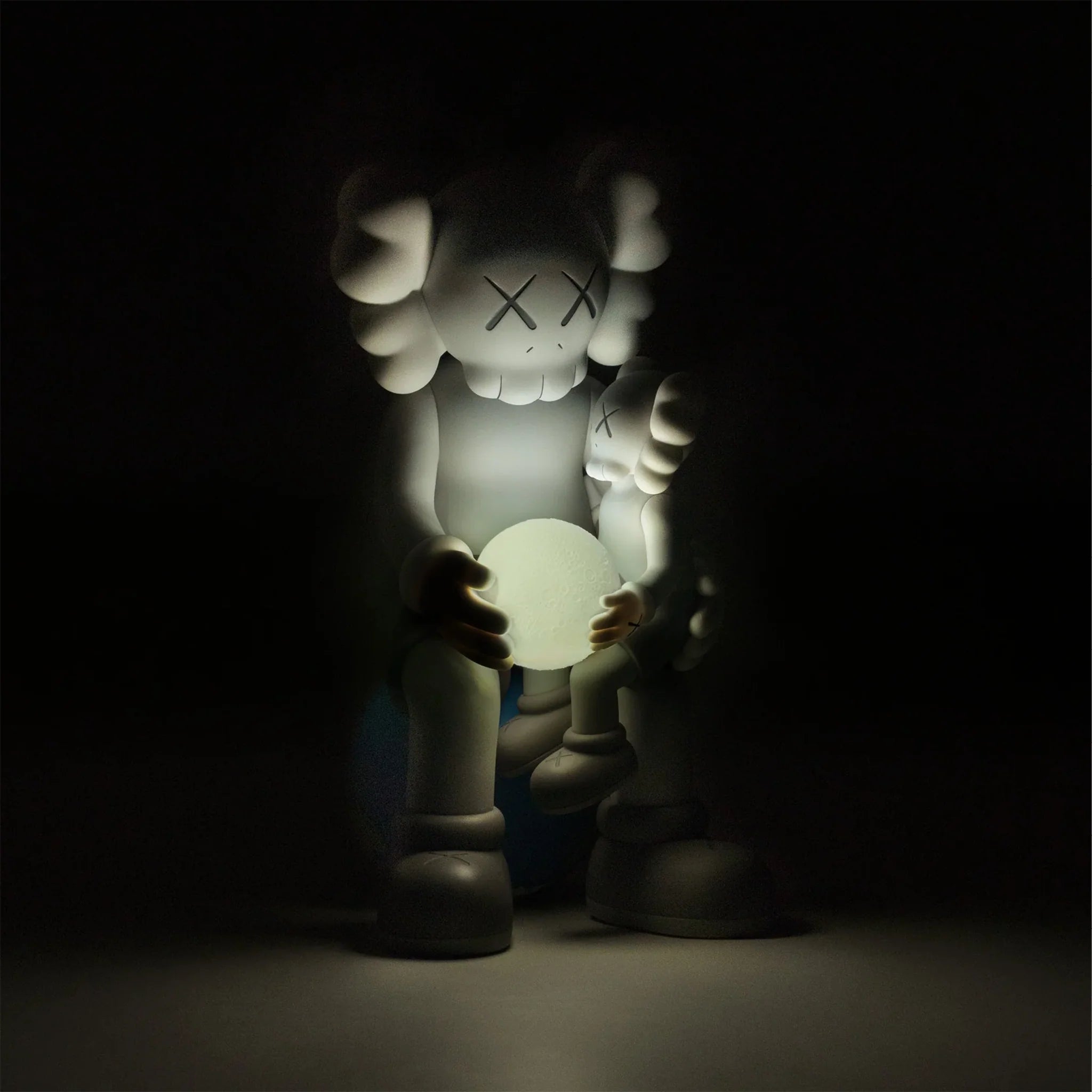 KAWS Holiday Thailand Grey Collectible Art Figure - Perfect for Home Decor, Office Display & Gift Giving