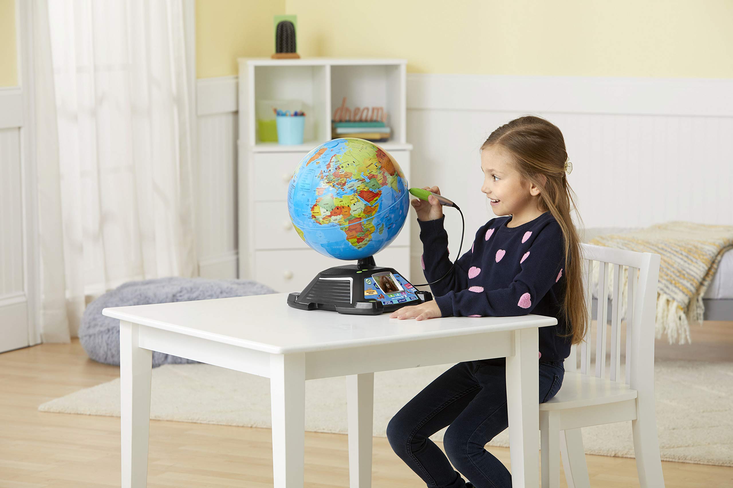 LeapFrog Interactive Kids Globe - Smart Educational Toy for Learning World Geography | Fun STEM Learning for Ages 5, 6, 7+ | Perfect for Homeschool, Classroom & Birthday Gifts | Preschool Learning Activities & Christmas Presents