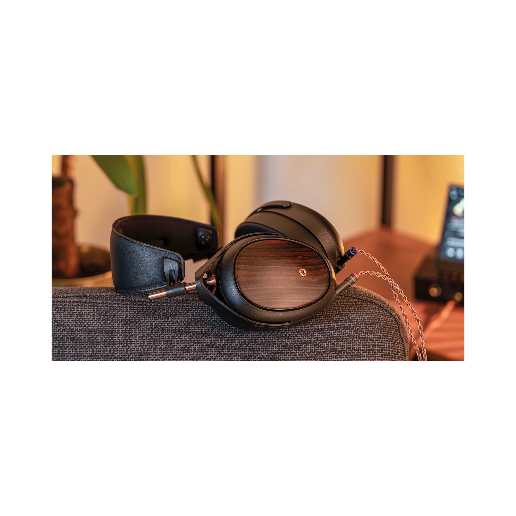Meze Audio Liric II Premium Closed-Back Headphones - High-Fidelity Sound, Noise Isolation for Home Studio, Gaming & Travel