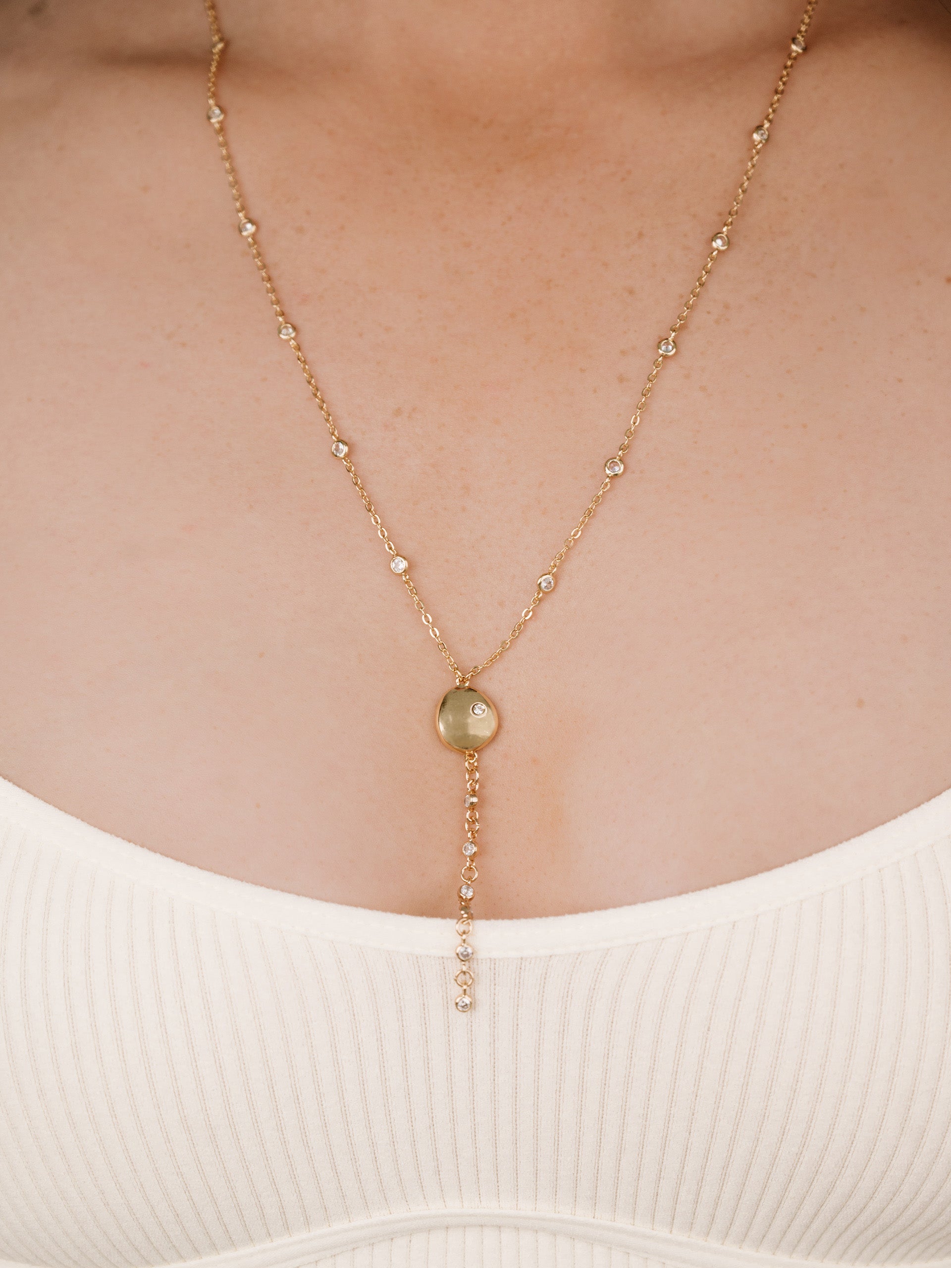 Elegant Polished Pebble Crystal Chain Lariat Necklace - Perfect for Evening Parties, Weddings & Special Occasions