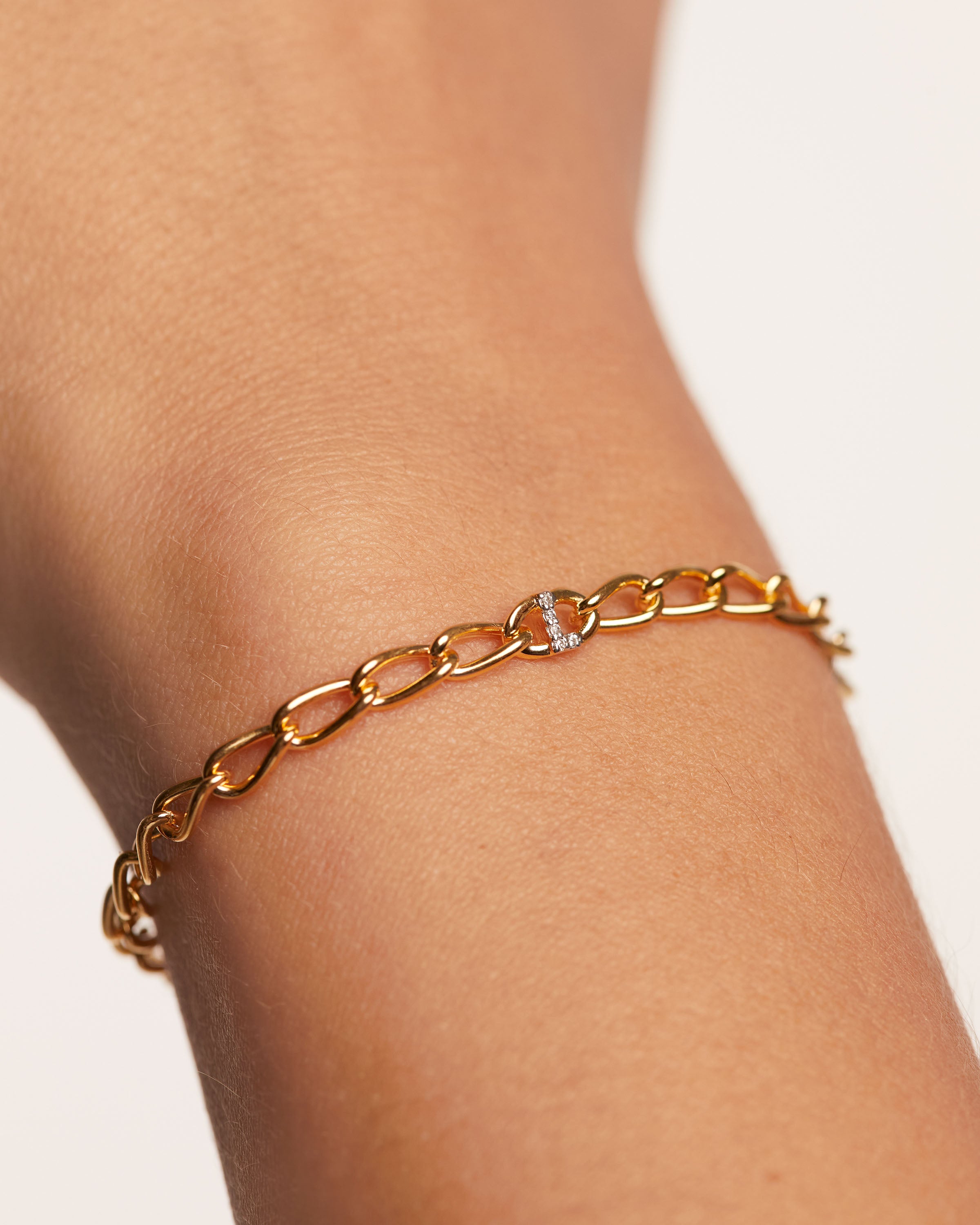 Stylish Letter L Chain Bracelet for Women - Gold & Silver Initial Jewelry - Perfect for Gifts, Birthdays & Everyday Fashion