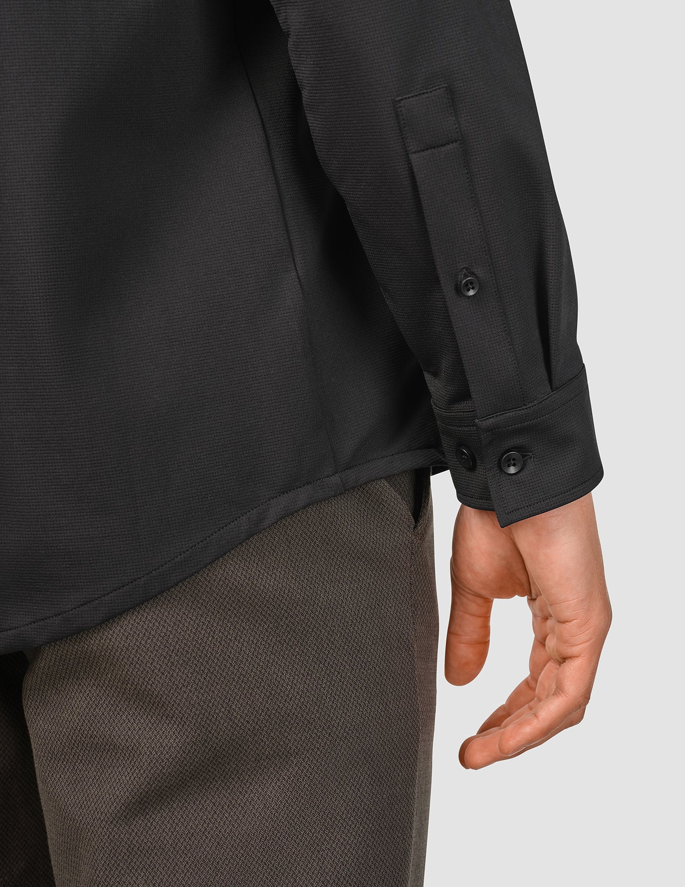 Men's Travel Shirt - Breathable Quick-Dry Black Button Down Shirt for Business Casual & Outdoor Adventures
