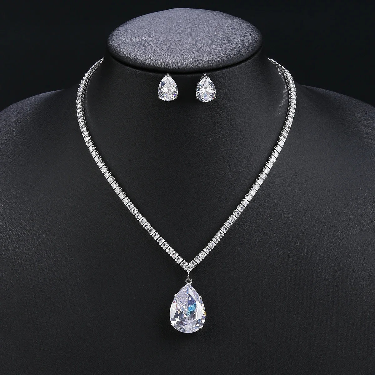 Elegant CZ Water Drop Cubic Zirconia Pendant Necklace & Earrings Set - Women's Bridal Wedding Jewelry Gift - Perfect for Weddings, Anniversaries and Special Occasions