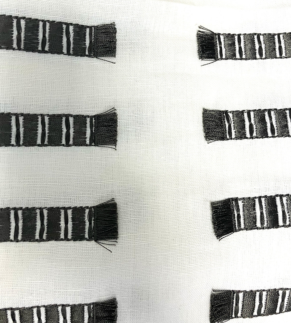 White / Charcoal