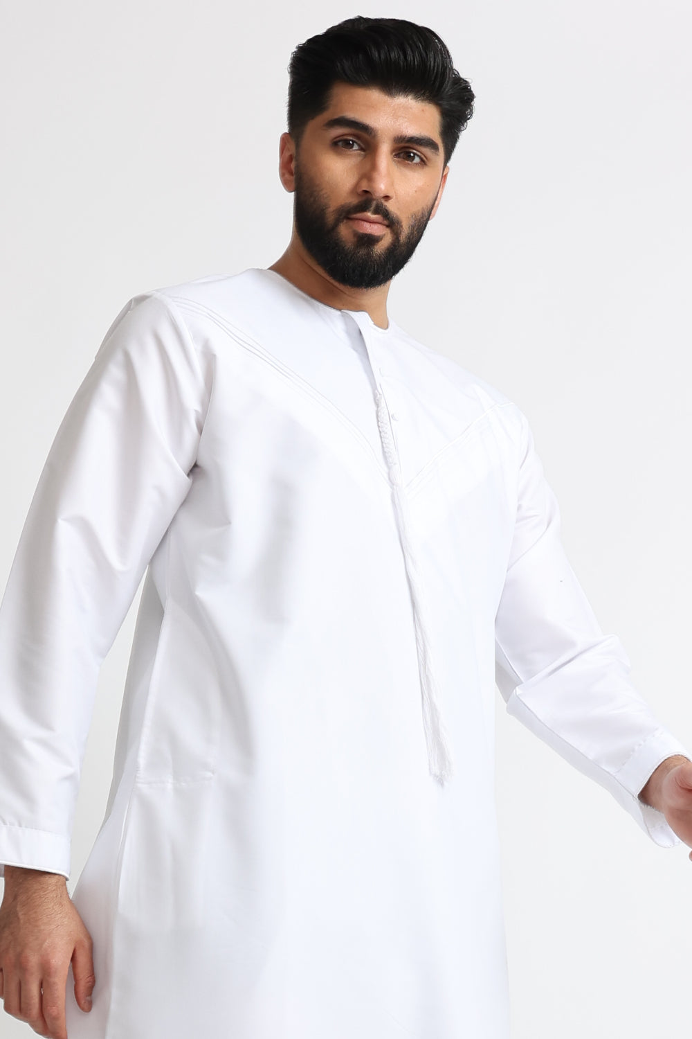 J101 White Boys Pleated Emirati Thobe - Traditional Arabic Robe for Kids - Perfect for Eid, Weddings & Special Occasions