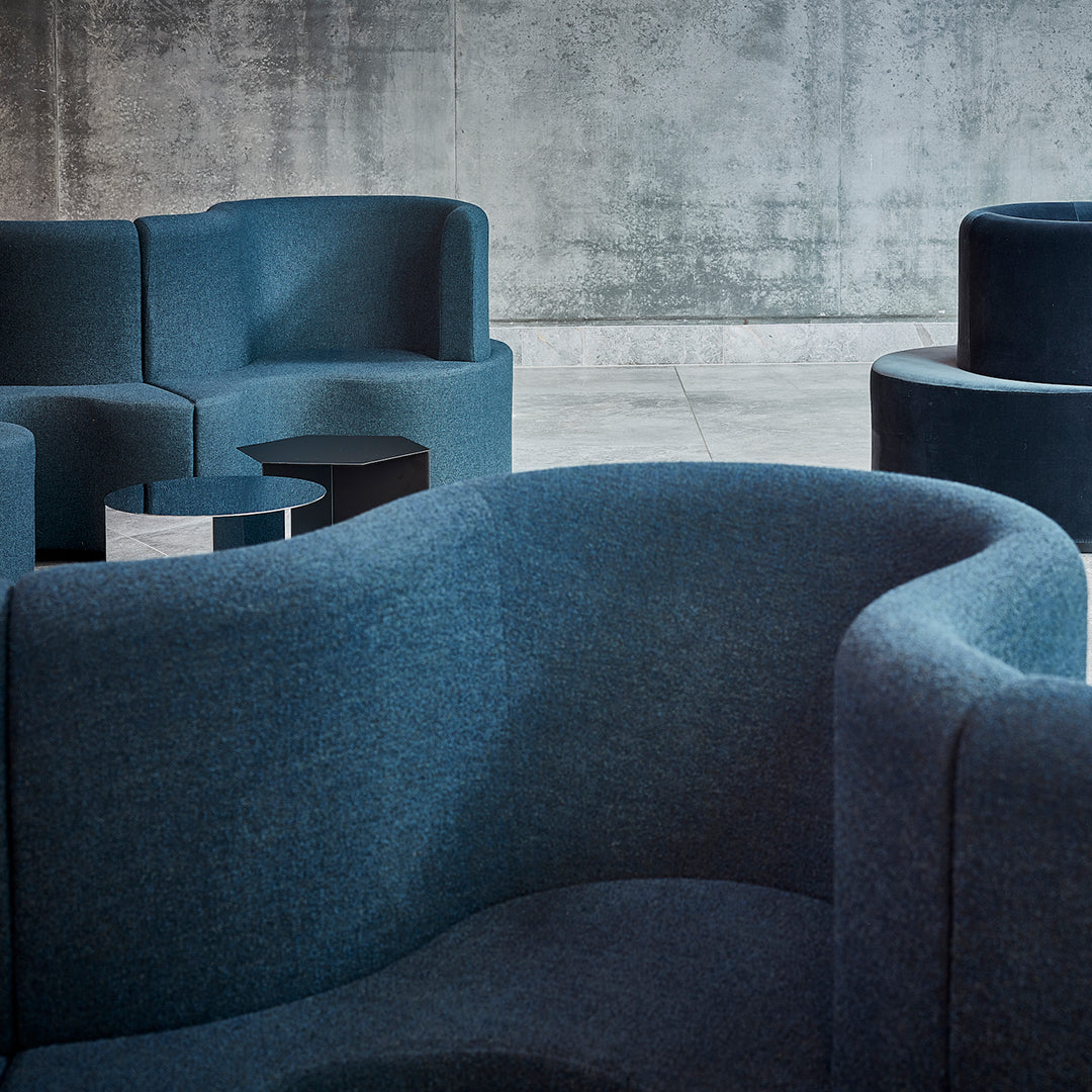 Cloverleaf Modular Sectional Sofa - Customizable Living Room Furniture for Modern Home & Office Use