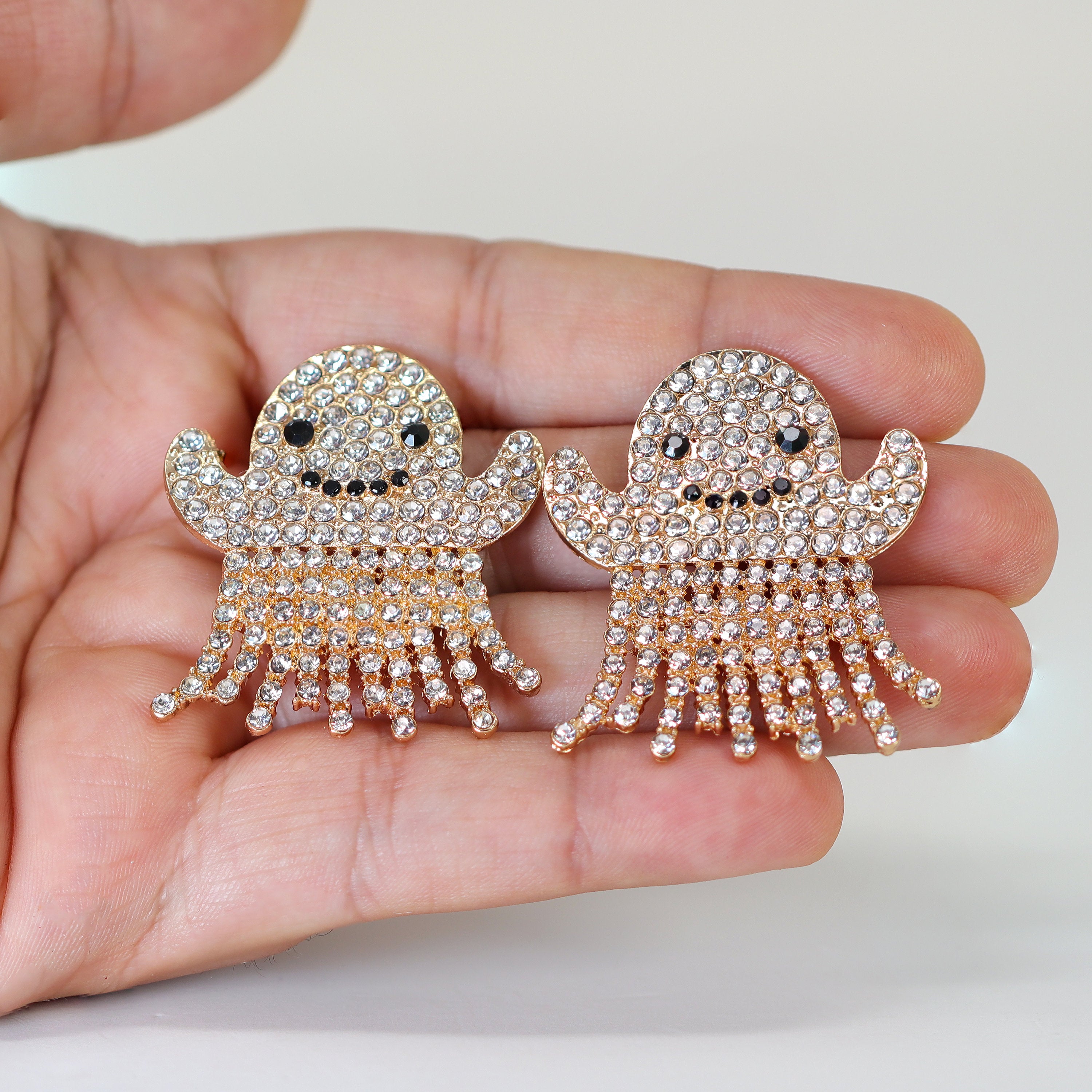 Sparkling Rhinestone Crystal Gold Ghost Earrings for Women - Halloween Party Jewelry, Spooky Statement Earrings - Perfect for Costume Parties, Trick-or-Treating & Gothic Fashion Accessories