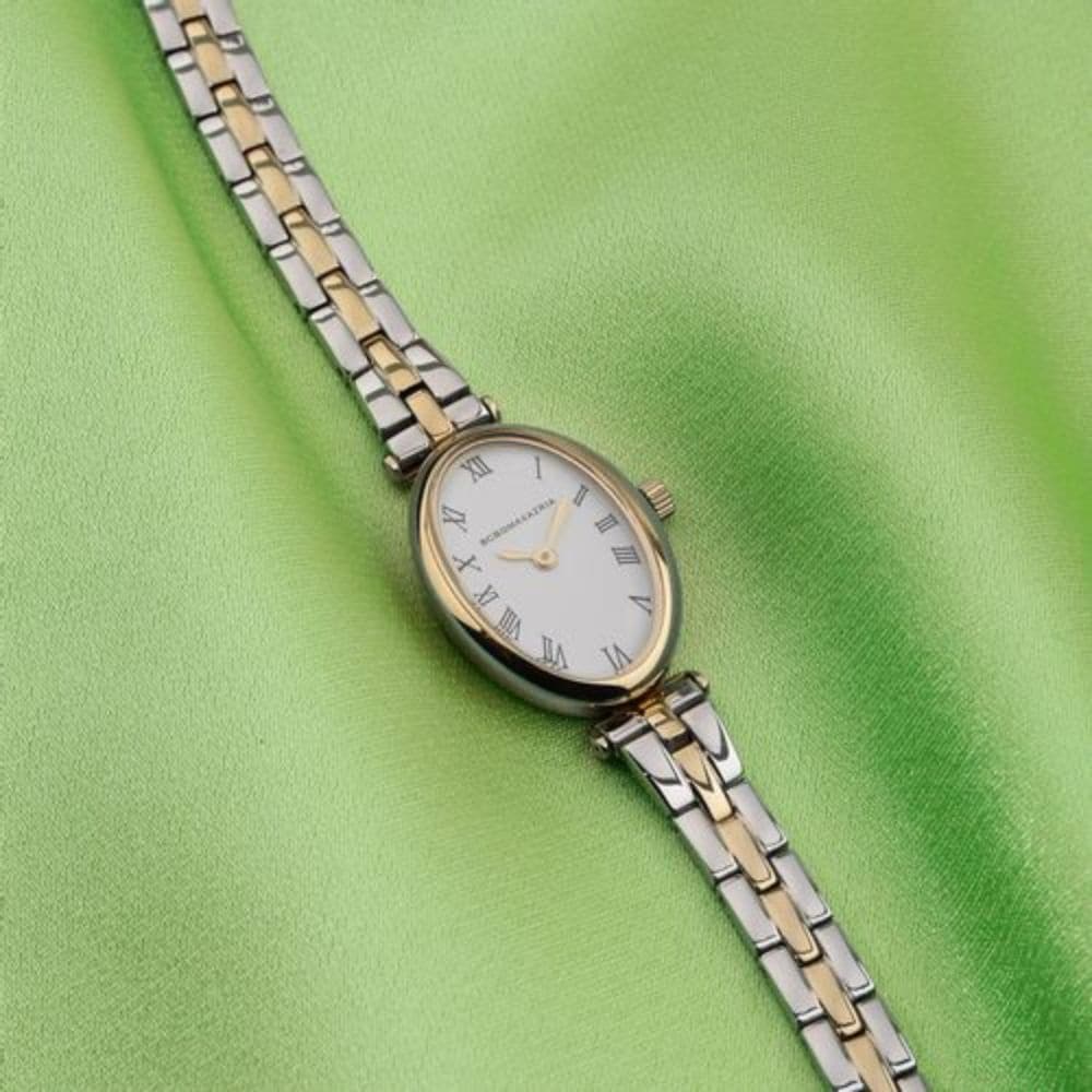 BCBGMAXAZRIA BG50910006 Women's Luxury Watch - Elegant Stainless Steel Bracelet, Water Resistant, Perfect for Office, Party & Everyday Wear