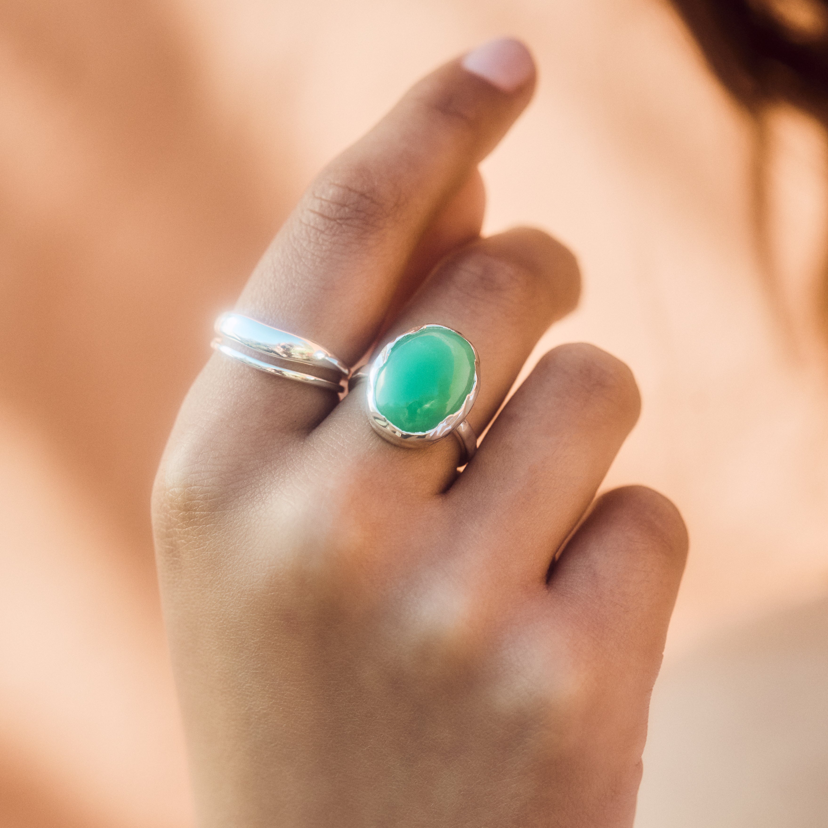 Stunning Chrysoprase Molten Statement Ring for Women – Elegant Green Gemstone Jewelry for Parties, Weddings & Special Occasions
