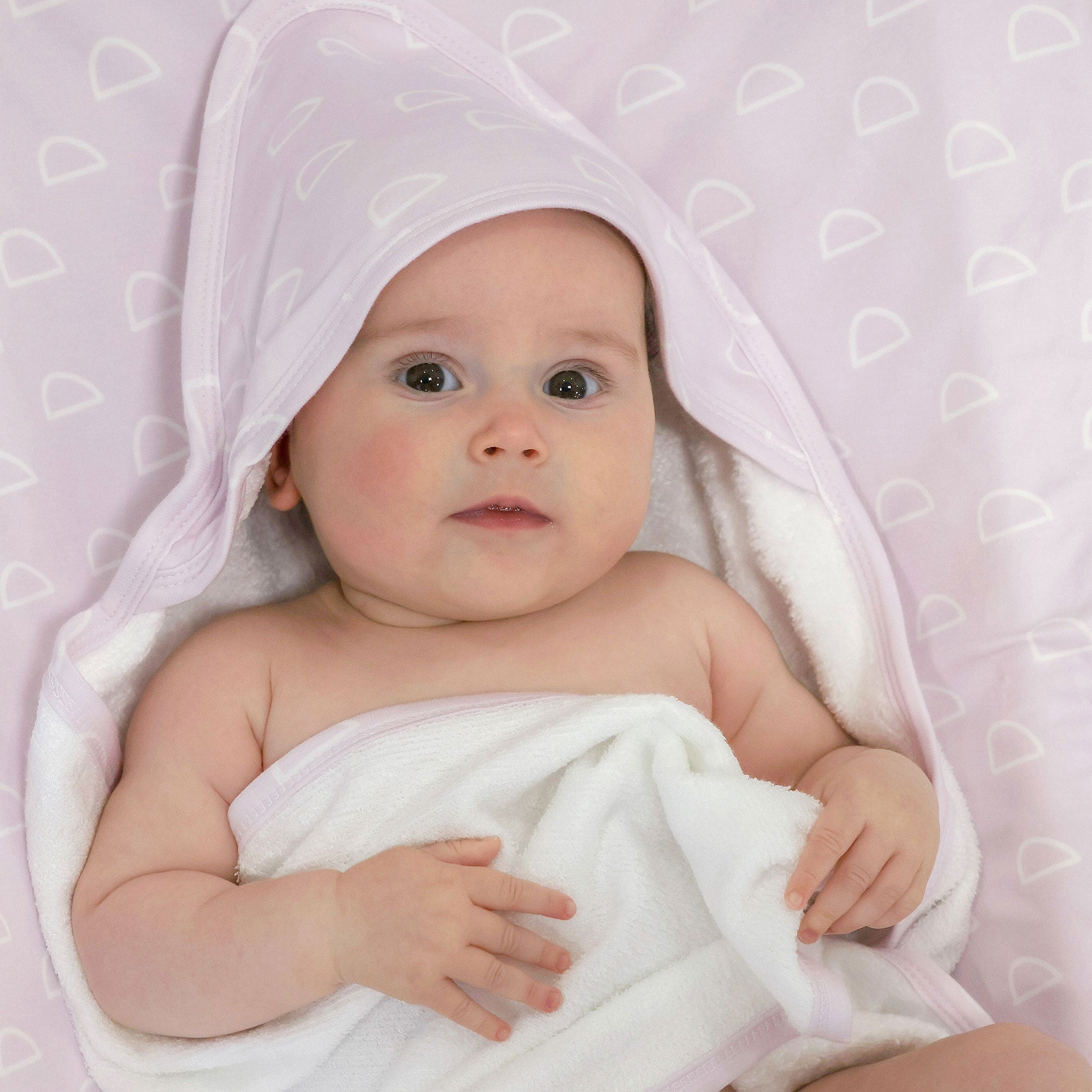 Nordic 2-Pack Hooded Baby Towel Set - Soft Peach & Lilac for Newborns, Infants & Toddlers - Perfect for Bath Time, Swimming & Beach Outings