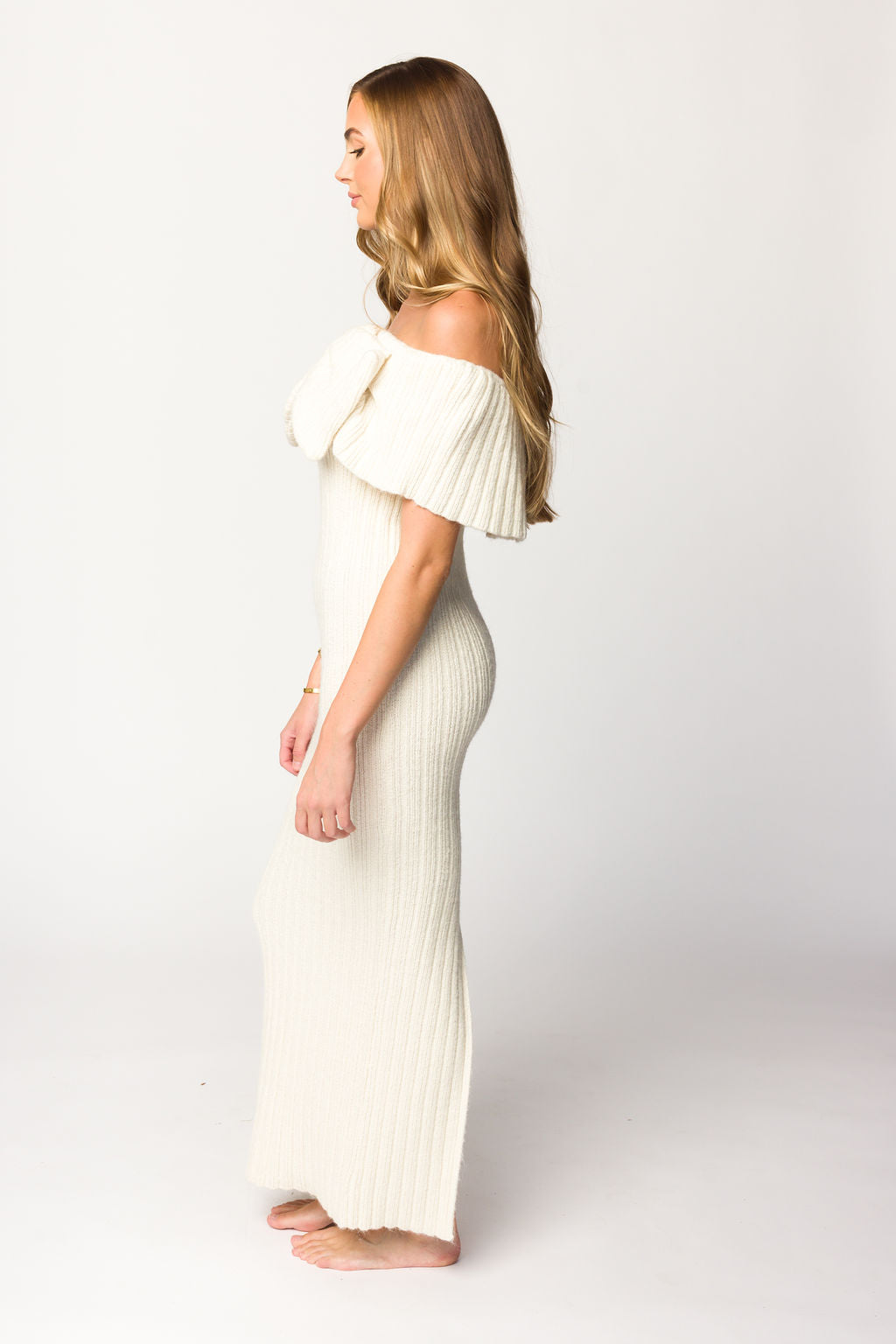 Aston Ivory Bow Front Maxi Sweater Dress - Bump Friendly Maternity Dress with Inclusive Sizing (S-3XL) | Perfect for Pregnancy, Nursing, and Casual Winter Outfits