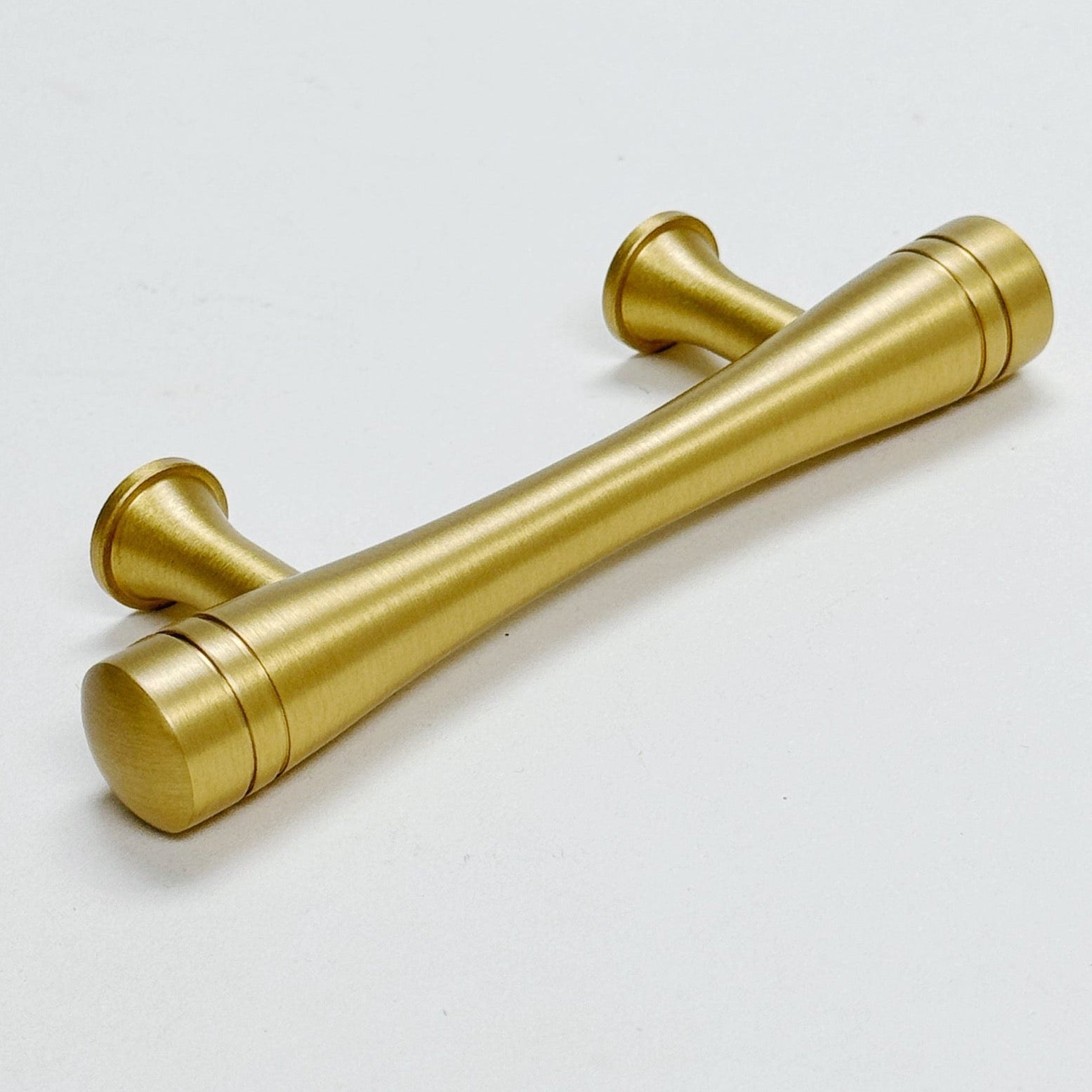 Elegant Satin Brass Cabinet Knobs & Drawer Pulls - Vintage Style Hardware for Kitchen, Bathroom & Furniture Upgrade
