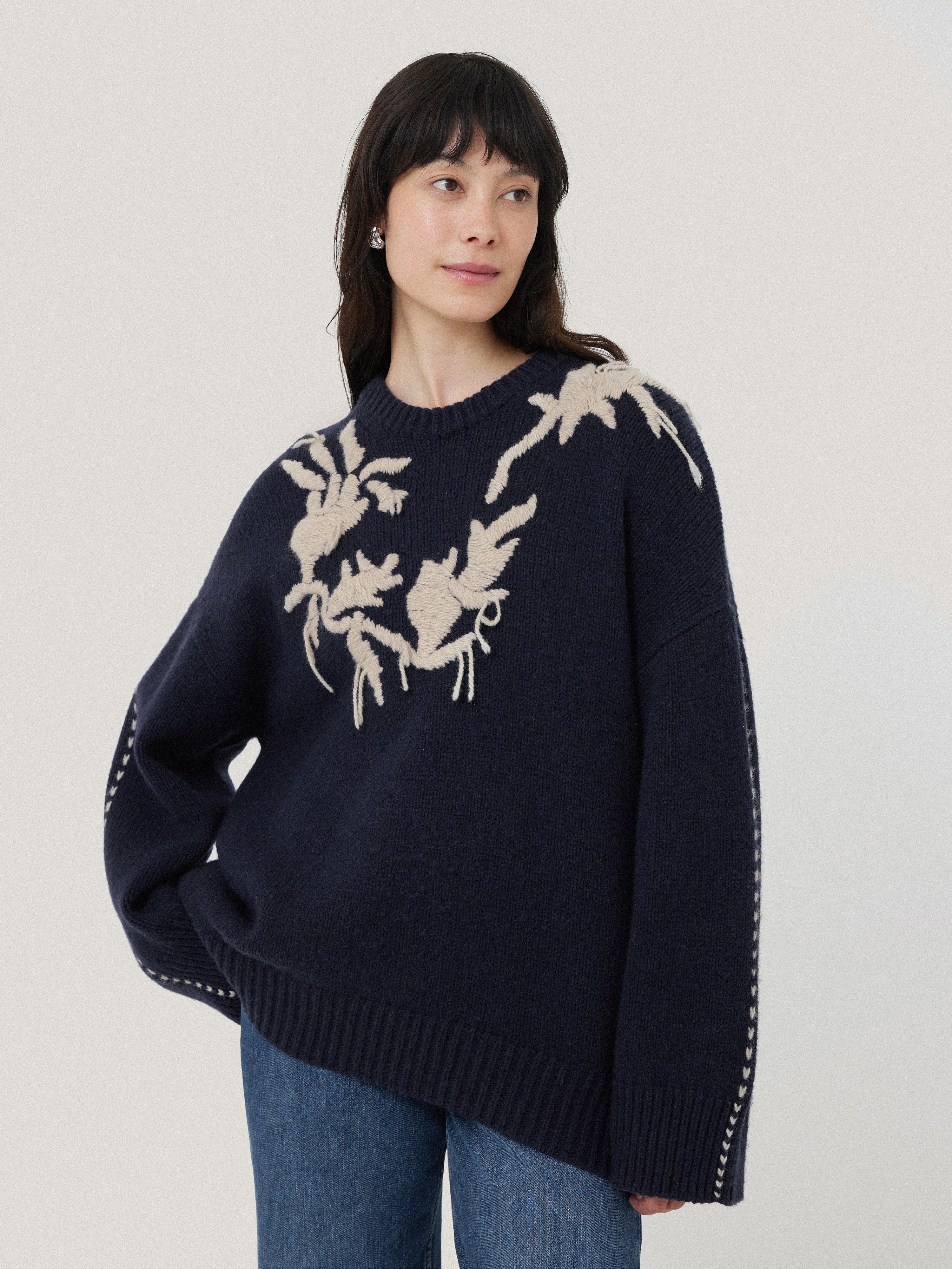 Embroidered Knitted Sweater Women's Navy Blue Pullover - Cozy Winter Fashion for Casual Outings & Office Wear