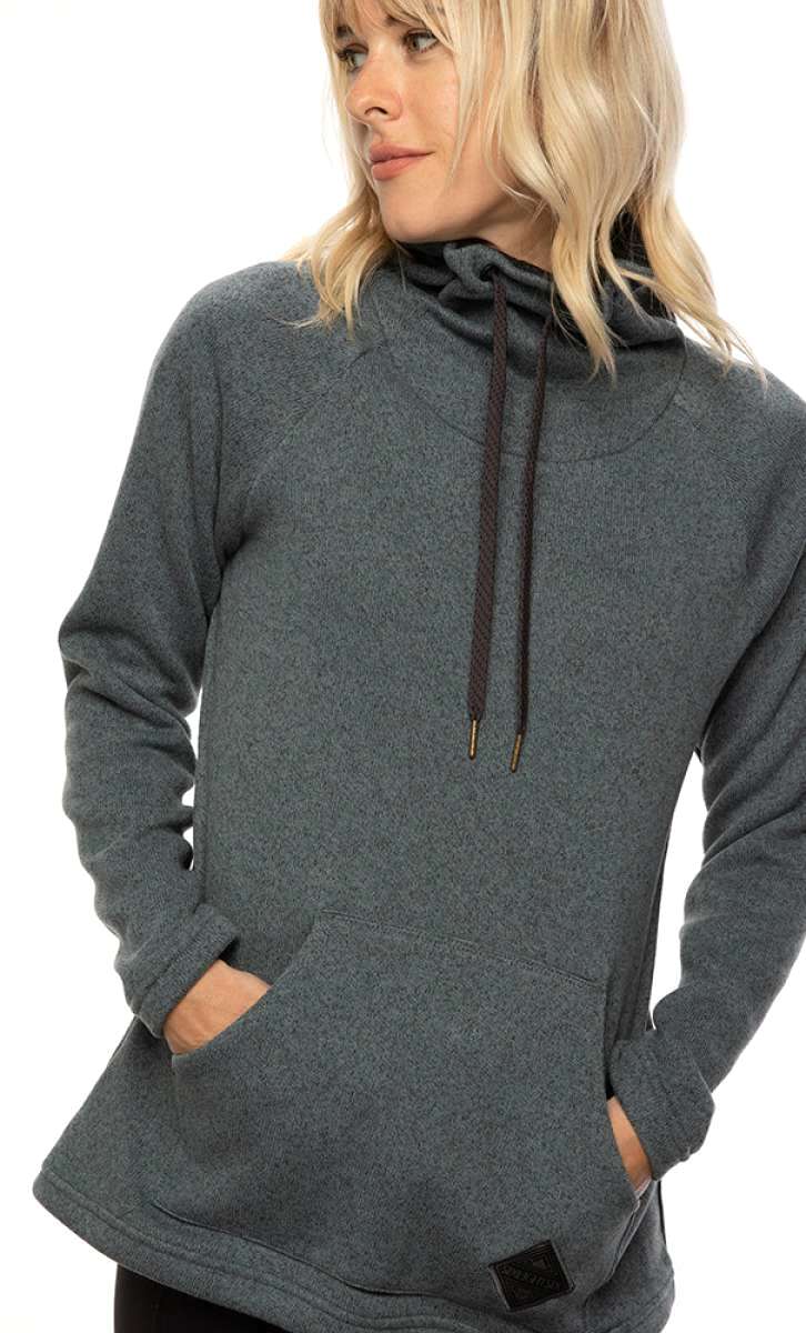 686 Women's Balance Pullover Fleece Jacket - Soft & Warm Winter Outerwear for Hiking, Camping & Casual Wear (2022 Collection)