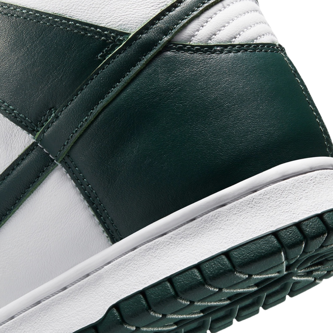 Nike Dunk High Spartan Green White Sneakers - Men's Basketball Shoes for Streetwear & Casual Style | Perfect for Urban Fashion & Everyday Wear
