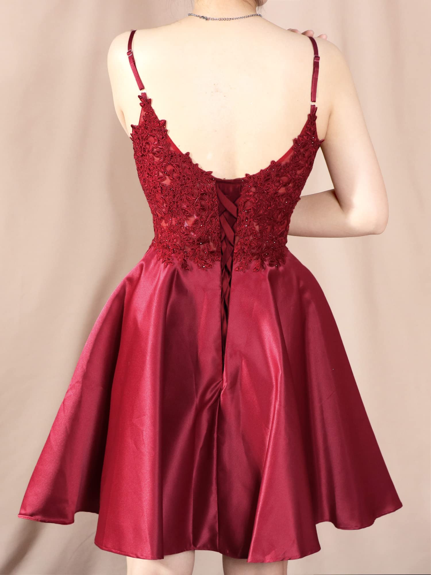 2025 Prom Dresses for Juniors | Short A-Line Homecoming Dresses with Pockets | V-Neck Party Gowns for Graduation & Formal Events | Perfect for Dances, Parties & Special Occasions