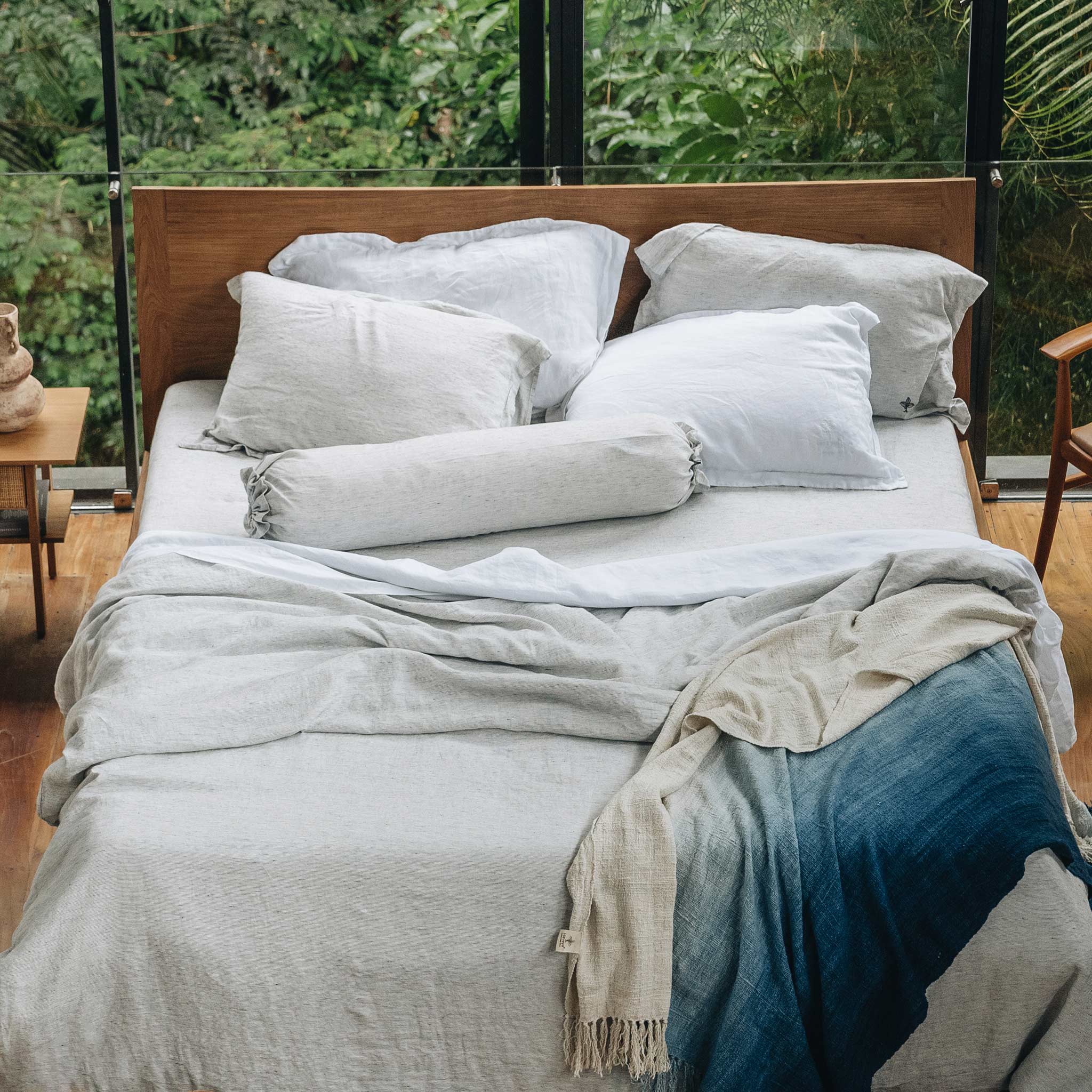 Heveya® 100% Organic Linen Fitted Sheet Set - Queen Size, Breathable & Hypoallergenic Bedding for Comfortable Sleep - Perfect for Master Bedroom, Guest Room & Vacation Homes