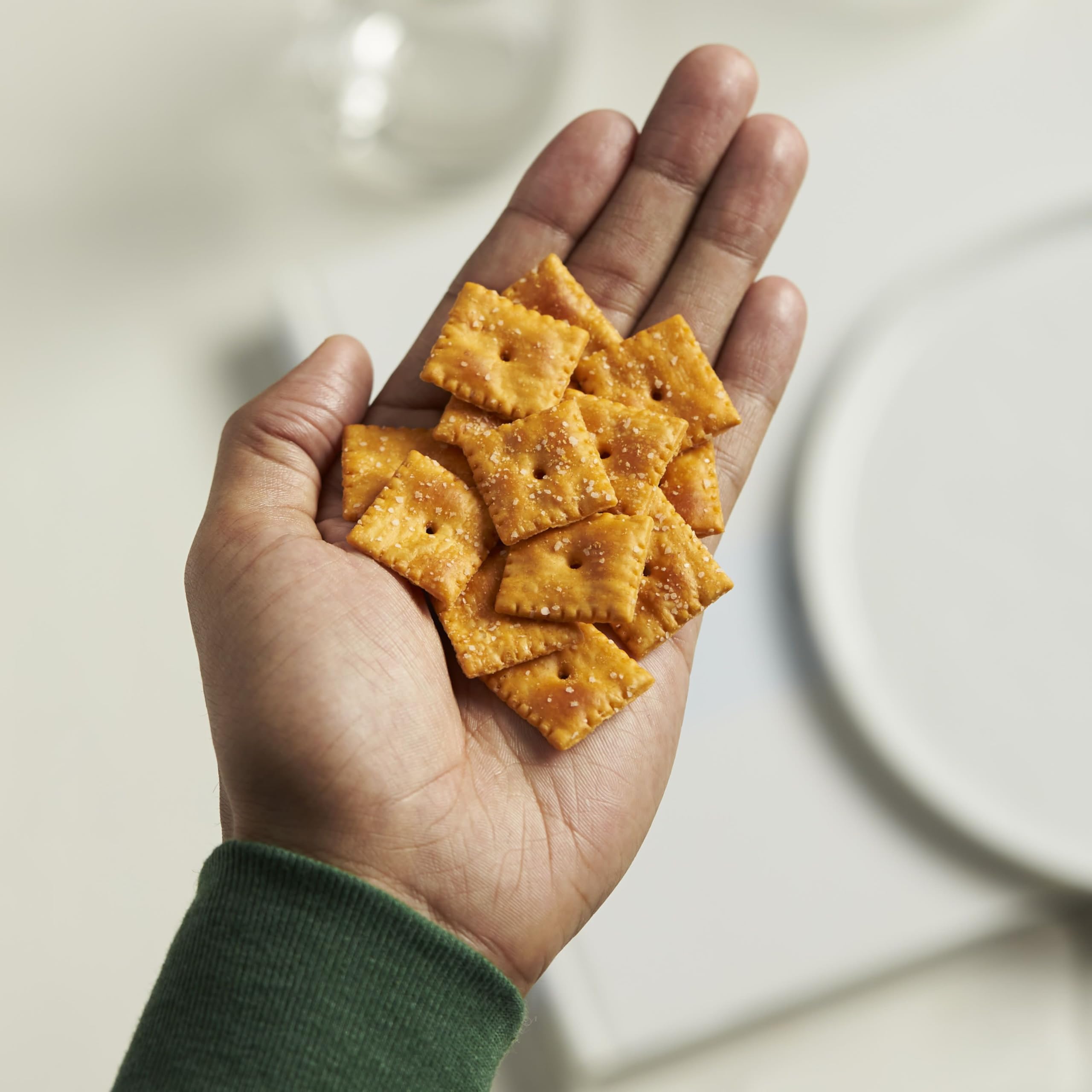 Cheez-It Reduced Fat Original Baked Cheese Crackers - 4.5lb Bulk Case (12 Boxes) | Office Snacks, Kids Lunchbox Treats & Party Food | Perfect for School, Work & Family Gatherings