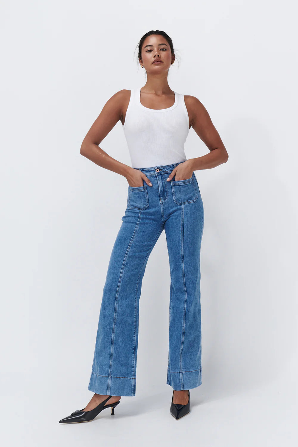 Vintage 70s Style Kireina Farrah Jean in Blue - Retro High Waisted Flare Jeans for Women, Perfect for Casual Wear & Boho Outfits