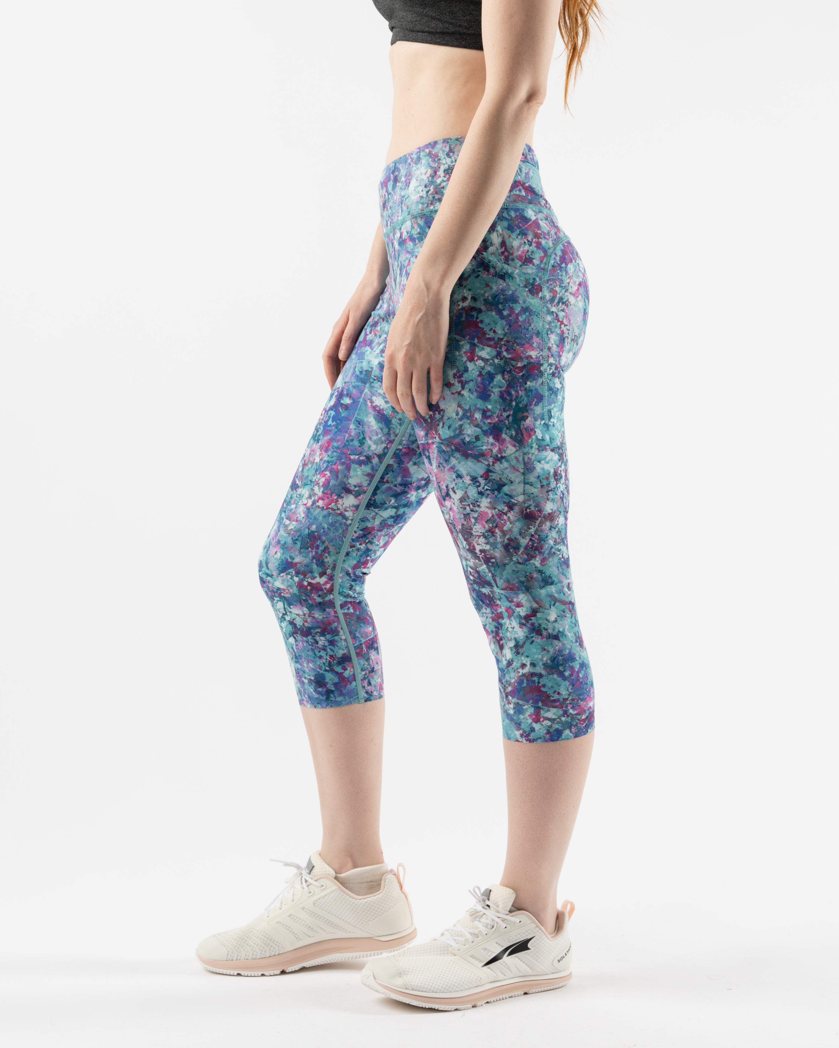 High-Performance Women's Speed Capris - Quick-Dry, Breathable & Stretchable Running & Workout Leggings for Active Lifestyles - Perfect for Gym, Yoga, Jogging & Outdoor Sports