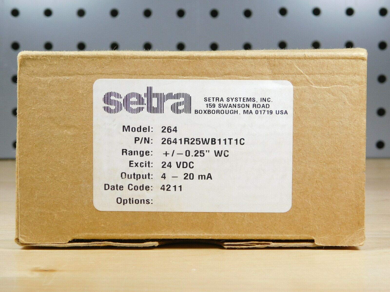2641-R25W-B-11-T1-C Model 264 Terminal Strip - Low Differential Pressure Transducer with 4-20mA Output | 0.25 in W.C. Bidirectional Range ±1% FS Accuracy | HVAC, Industrial Automation & Process Control Applications