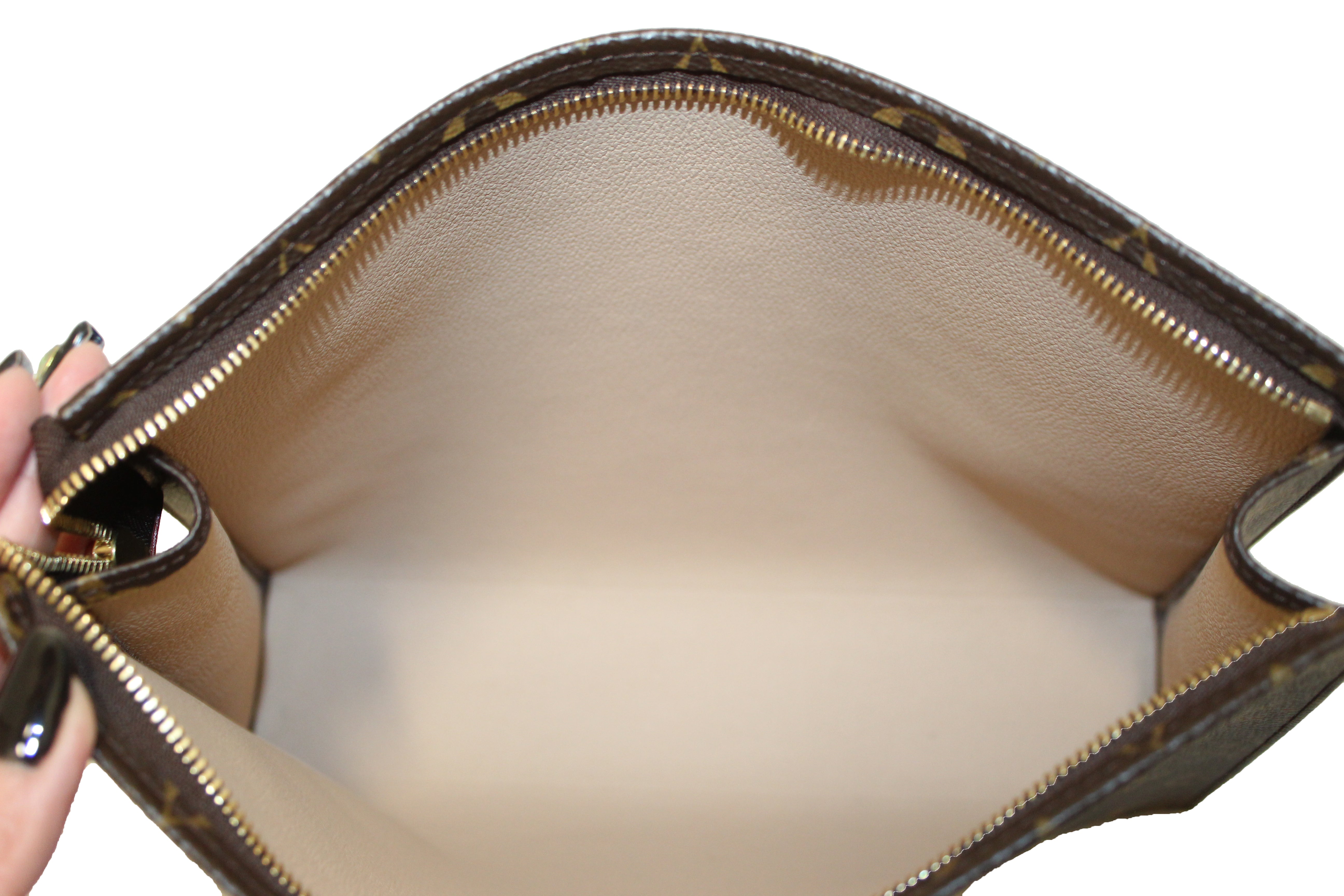 Authentic Louis Vuitton Monogram Toiletry Pouch 26 | Luxury Travel Cosmetic Bag | Perfect for Makeup, Toiletries & Travel Essentials (Women's Designer Organizer)