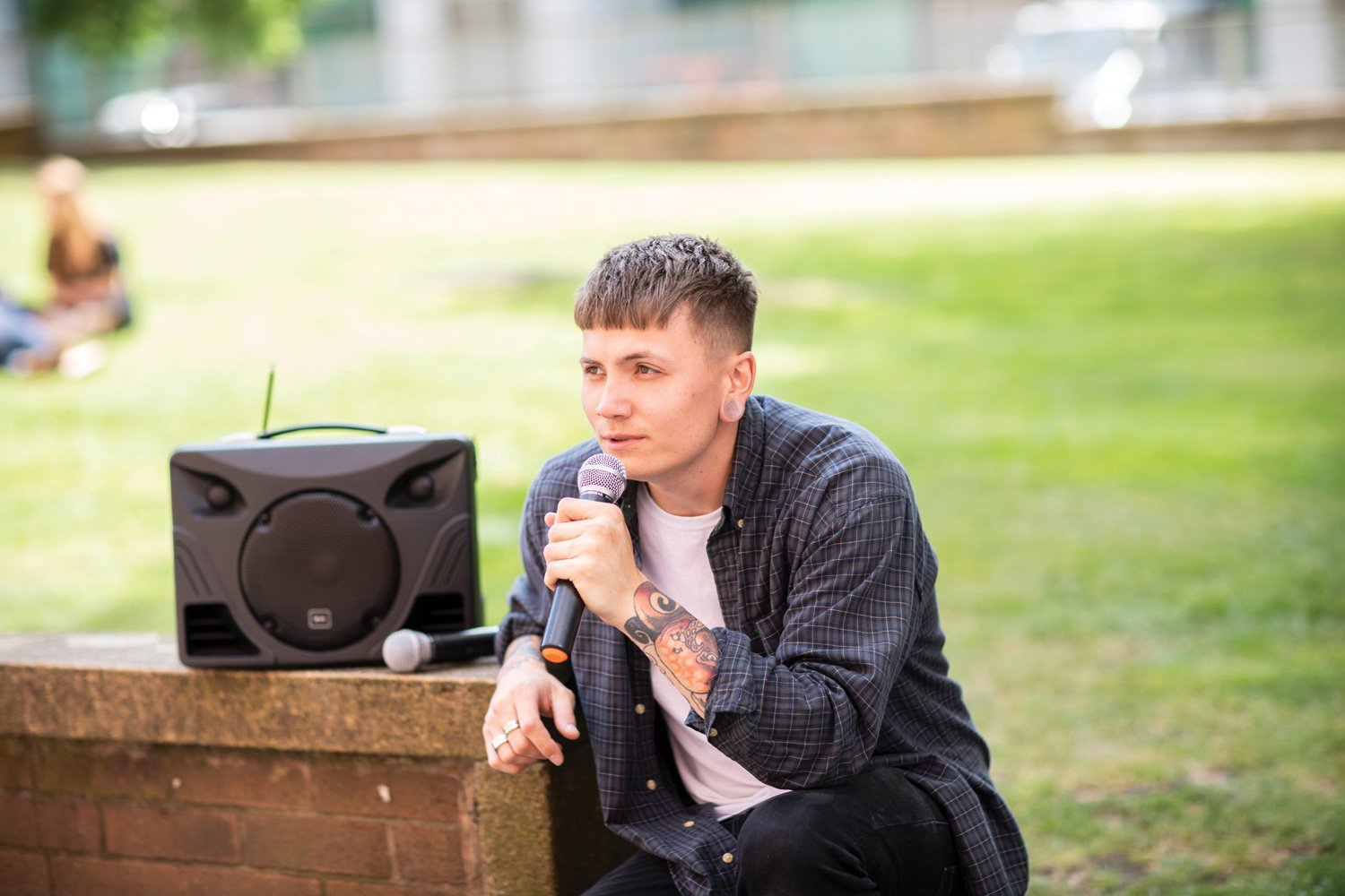 QTX DELTA-50 Portable Bluetooth PA System - Perfect for Outdoor Events, Parties & Live Performances
