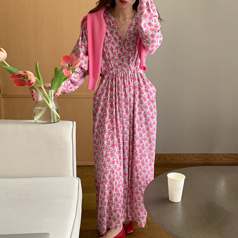 Lovevop 2024 Women's Vintage Pink Floral Pleated Robe Dress - Sweet Shirring Design, V-Neck, Loose Fit Casual Dress for Spring/Summer, Wedding Guest, Beach Cover Up, Date Night Outfits