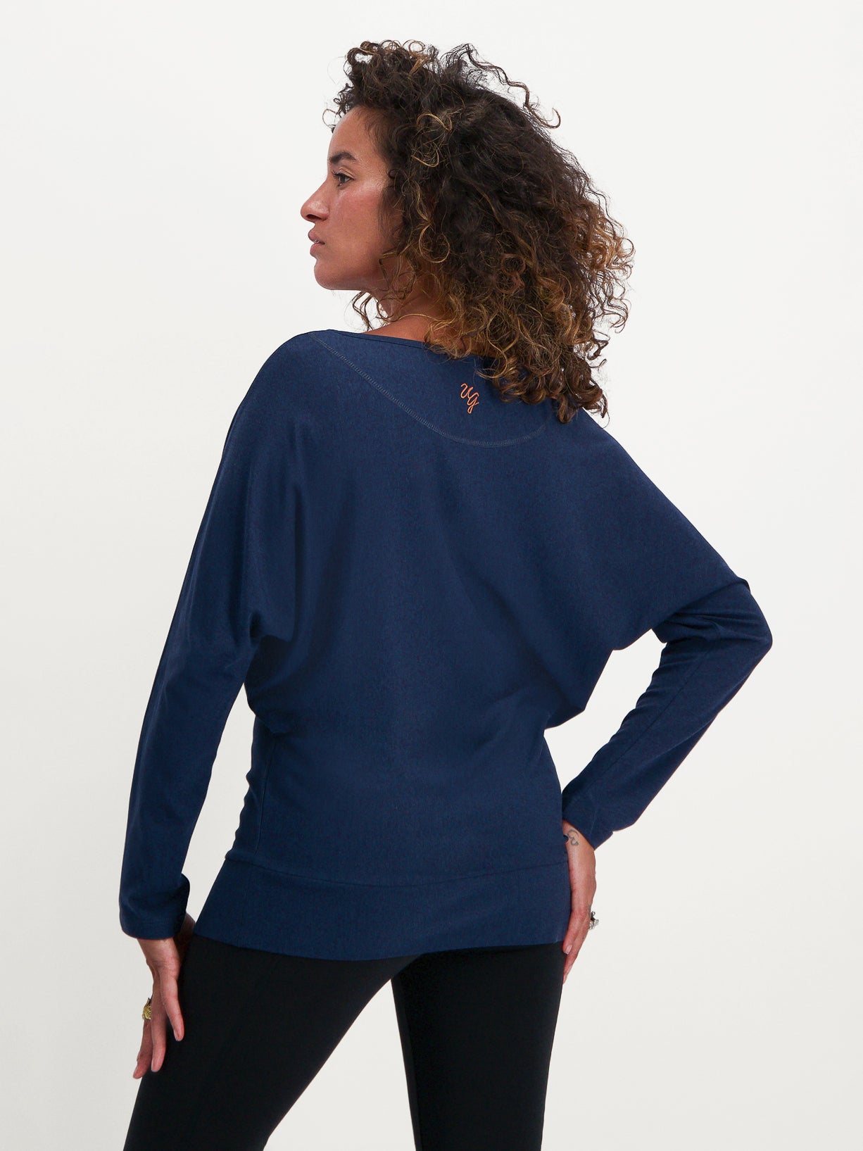 Urban Goddess Budhi Long Sleeve Yoga Top for Women - Midnight Blue - Breathable Workout Shirt for Yoga, Pilates & Gym | Perfect for Studio Sessions & Outdoor Fitness