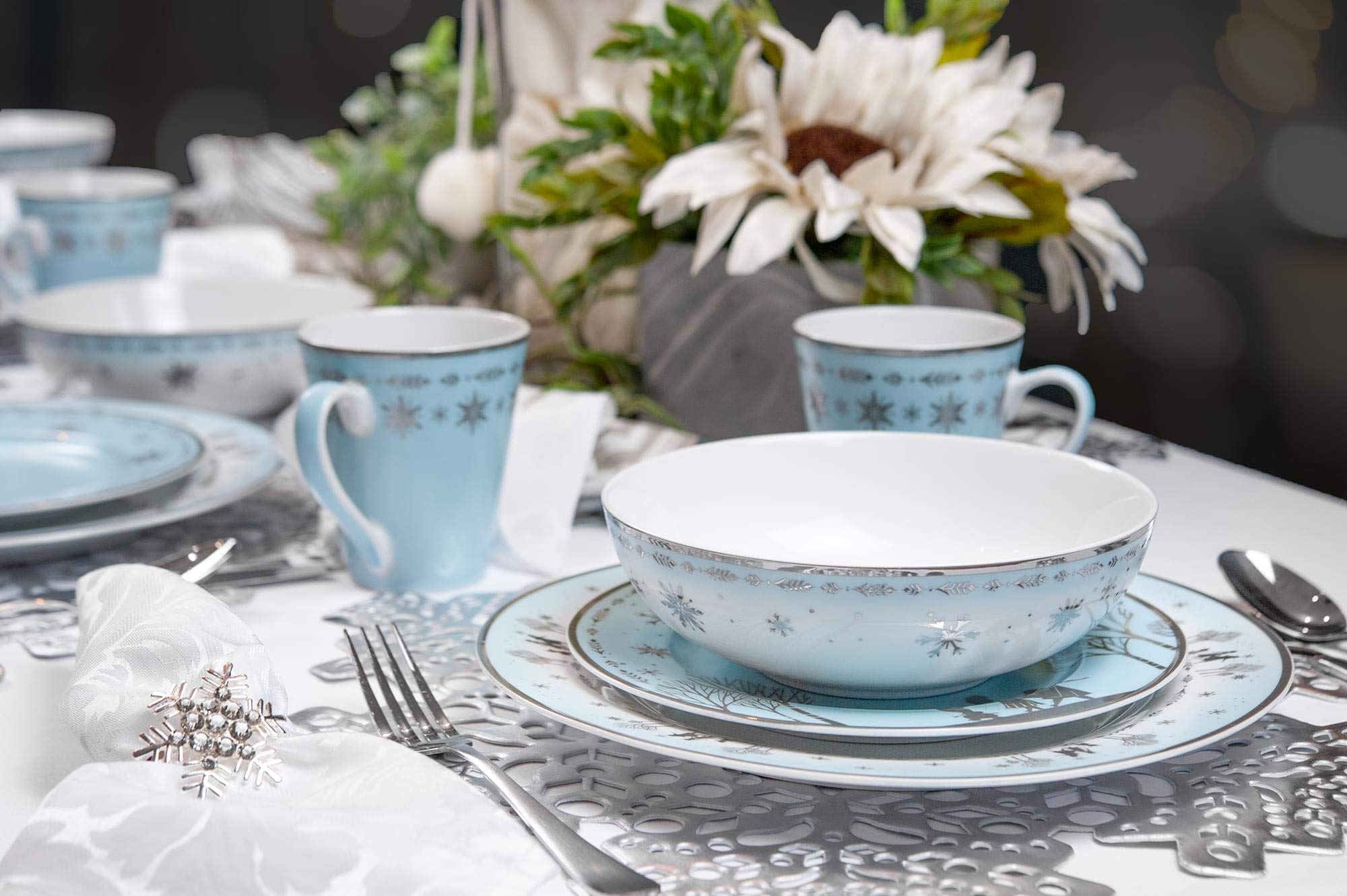 Disney Frozen 2 Anna & Elsa Themed 16-Piece Dinnerware Set - Official Collectible Ceramic Plates, Bowls & Mugs | Perfect for Kids Birthday Parties, Disney Themed Dining & Frozen Fan Gift Ideas