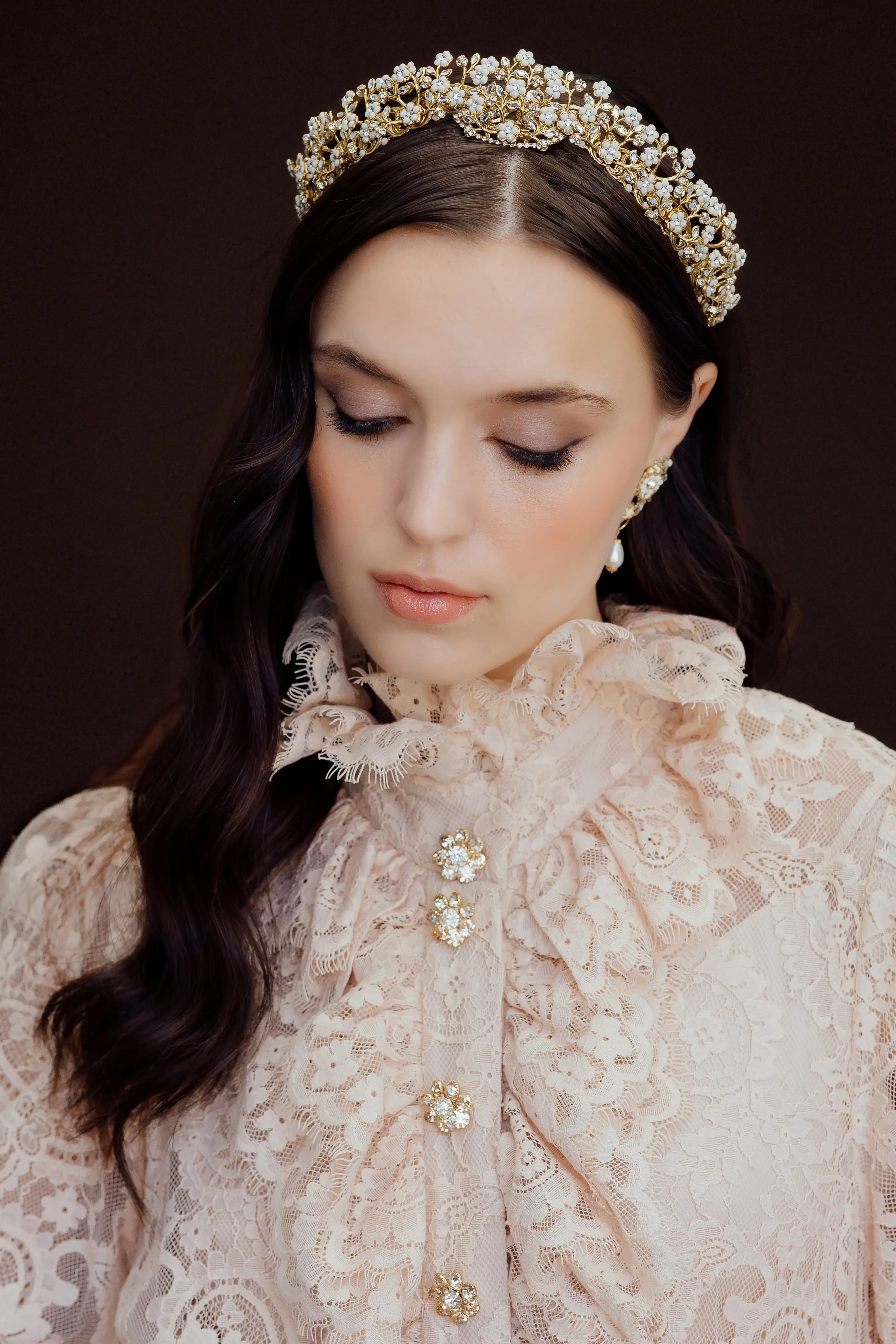 BRISELETTE CROWN - Elegant Adjustable Bracelet for Women, Fashion Jewelry Gift for Her, Perfect for Parties, Weddings & Special Occasions