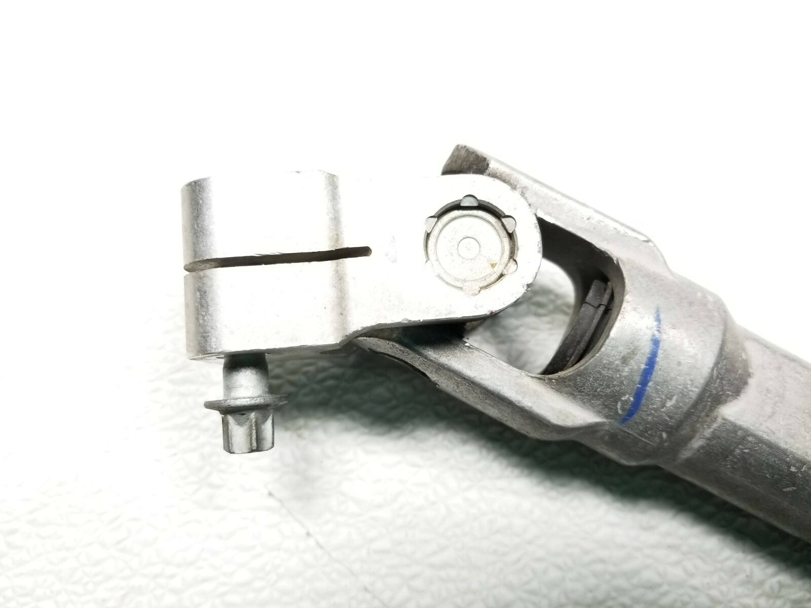 BMW E46 Steering Column Lower Shaft Replacement Part - OEM Quality Fit for 2001-2005 3 Series - Perfect for DIY Repairs & Steering System Maintenance