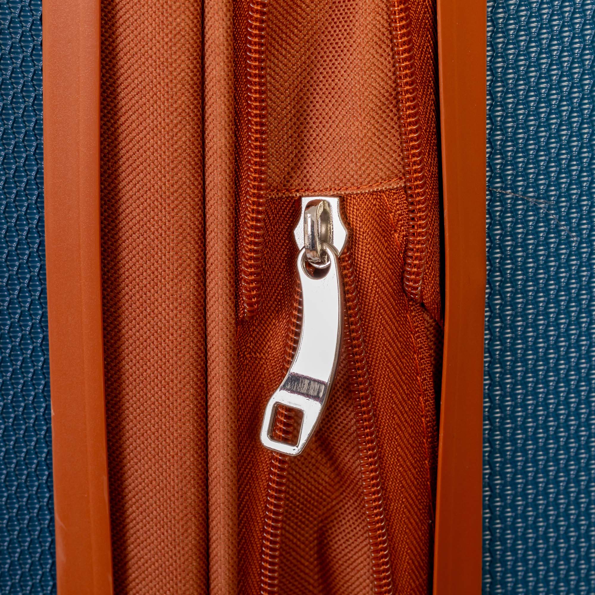 Premium Explorer First Class Carry On Luggage - Lightweight Hardshell Spinner Suitcase with TSA Lock for Business Travel & Weekend Getaways