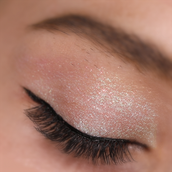 Diamond Daze Liquid Shadow - Shimmering Eye Makeup (020, TBH) | Perfect for Night Out & Party Glam Looks