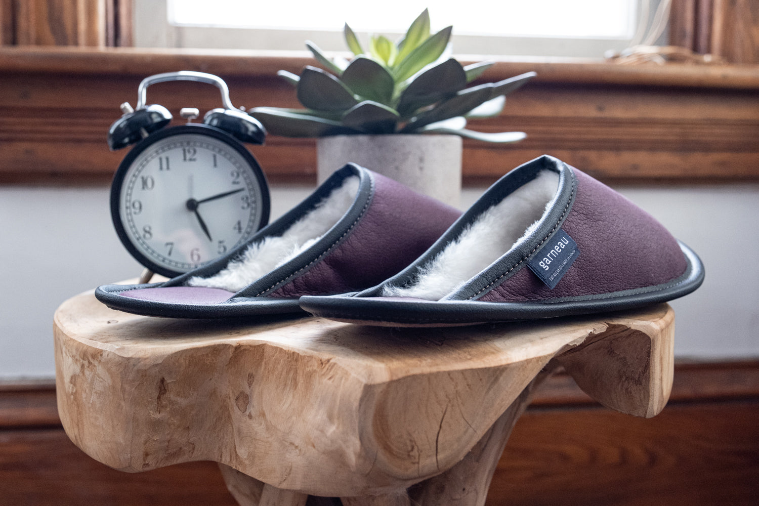 Ultralight Women's Sheepskin Slip-On Mule Slippers - Cozy House Shoes for Indoor Comfort & Relaxation